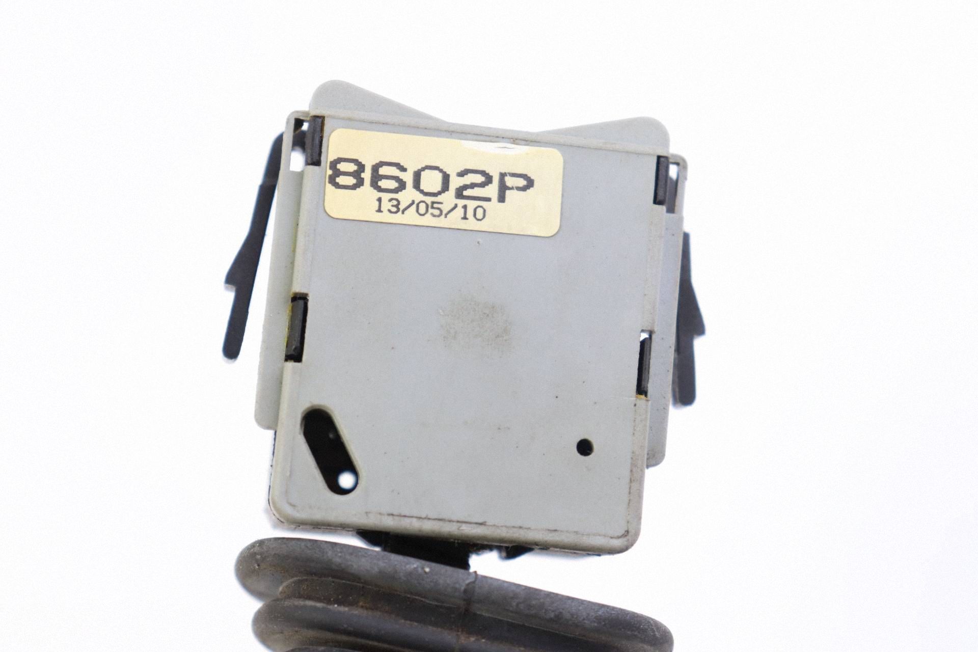 OPEL MERIVA A CORSA C DEVIO TERGICRISTALLO TERGI MANETKA 8602P