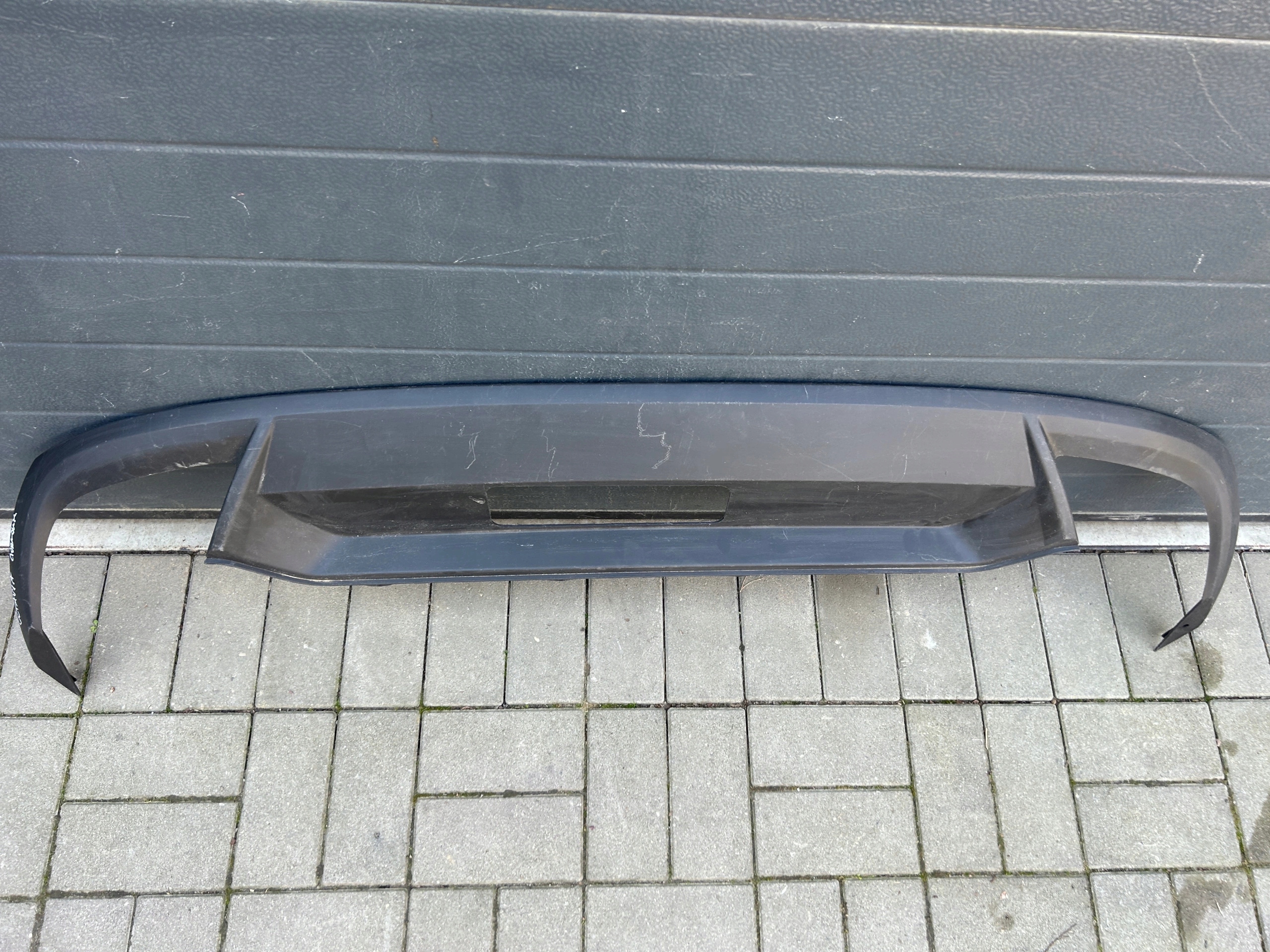 SKODA OCTAVIA III SPOILER der Stoßstange heck 5E5807521M