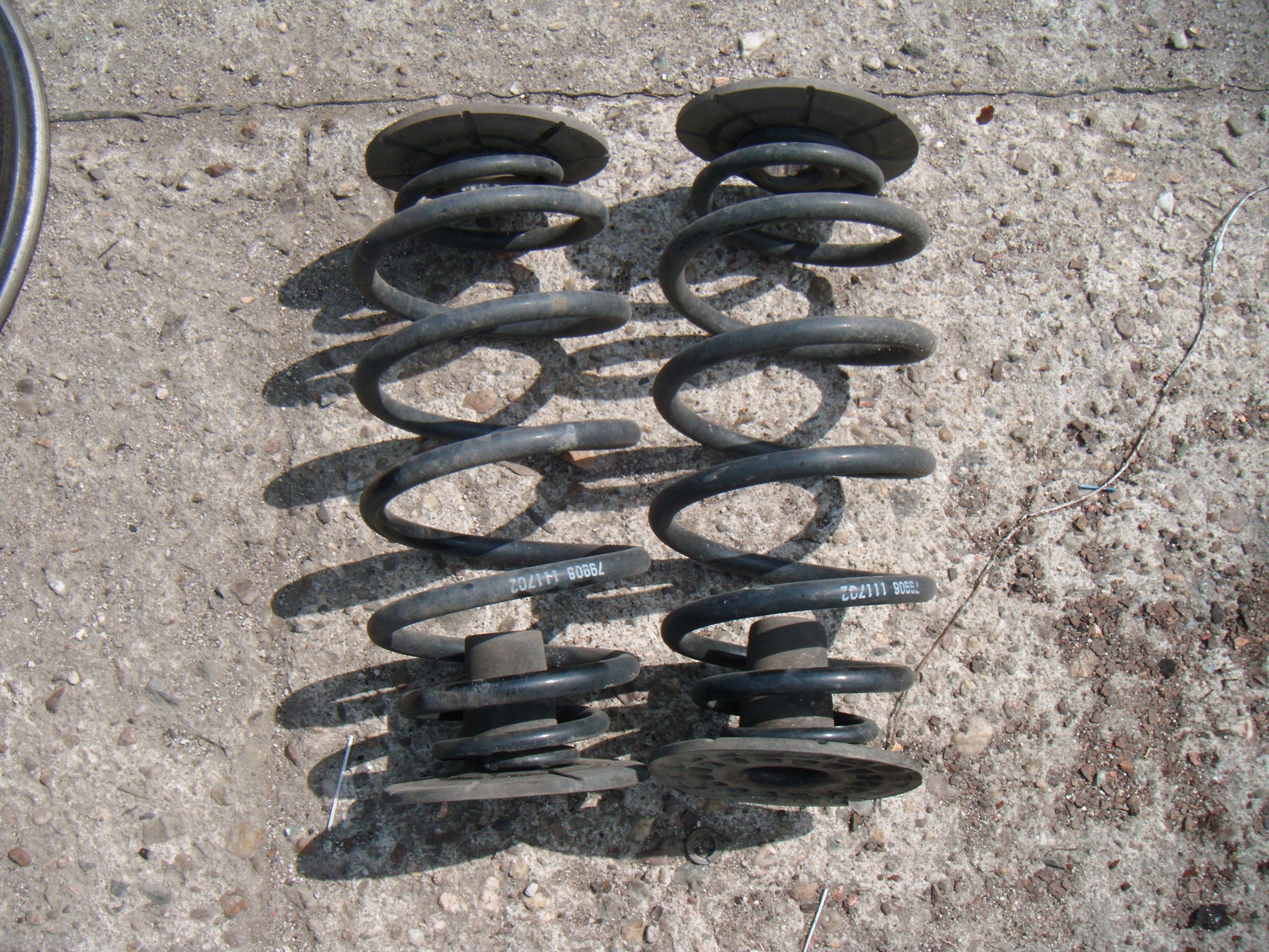 OPEL ASTRA III 3 H KOMBI 1.9 CDTI 04-10 SPRĘŻYNA SPRĘŻYNY ZAWIESZENIA TYŁ