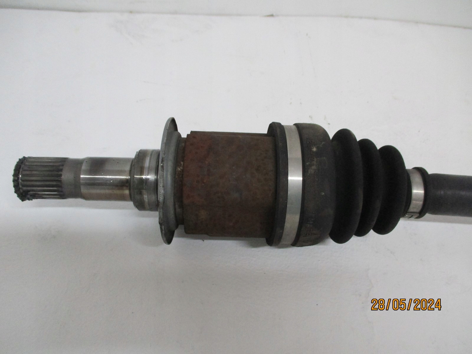semi-axis left rear part MITSUBISHI OUTLANDER III 2,2D rear