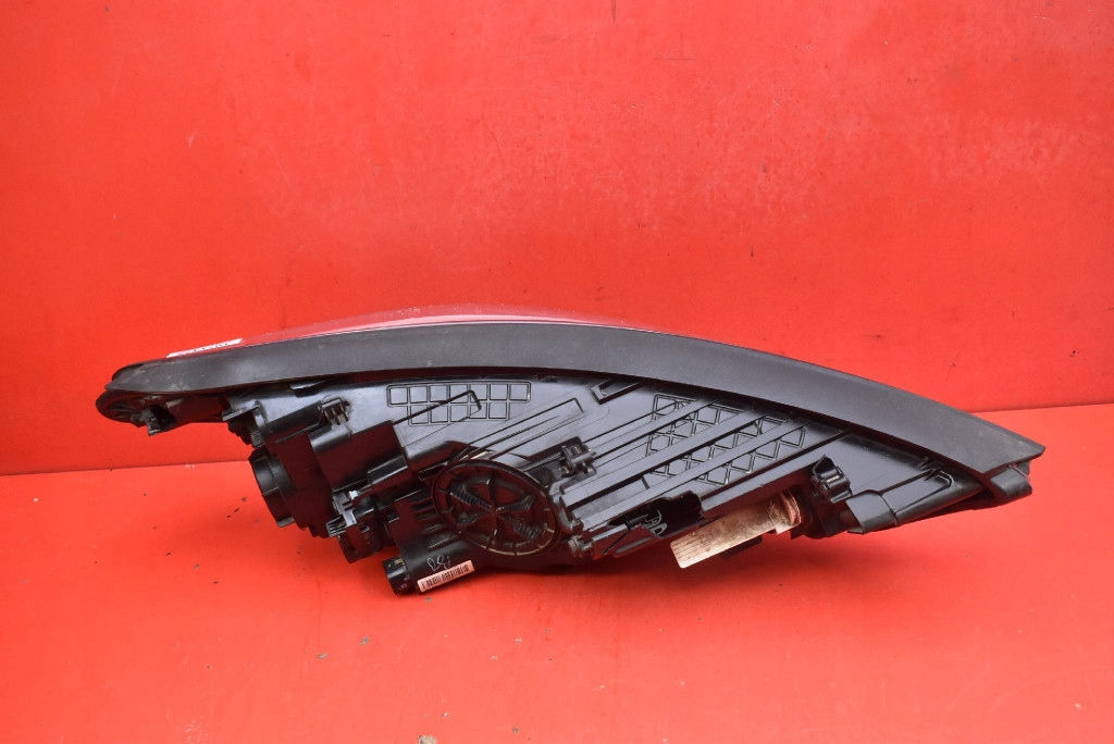 REFLEKTOR left light front lens EU 92101-D7100 HYUNDAI TUCSON 3 III