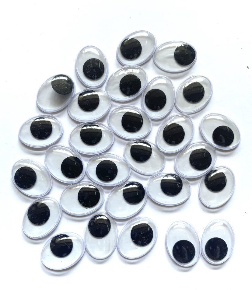 OCZKA OCZY RUCHOME OWALNE 20 MM (RUCHOMA ŹRENICA) 25szt.