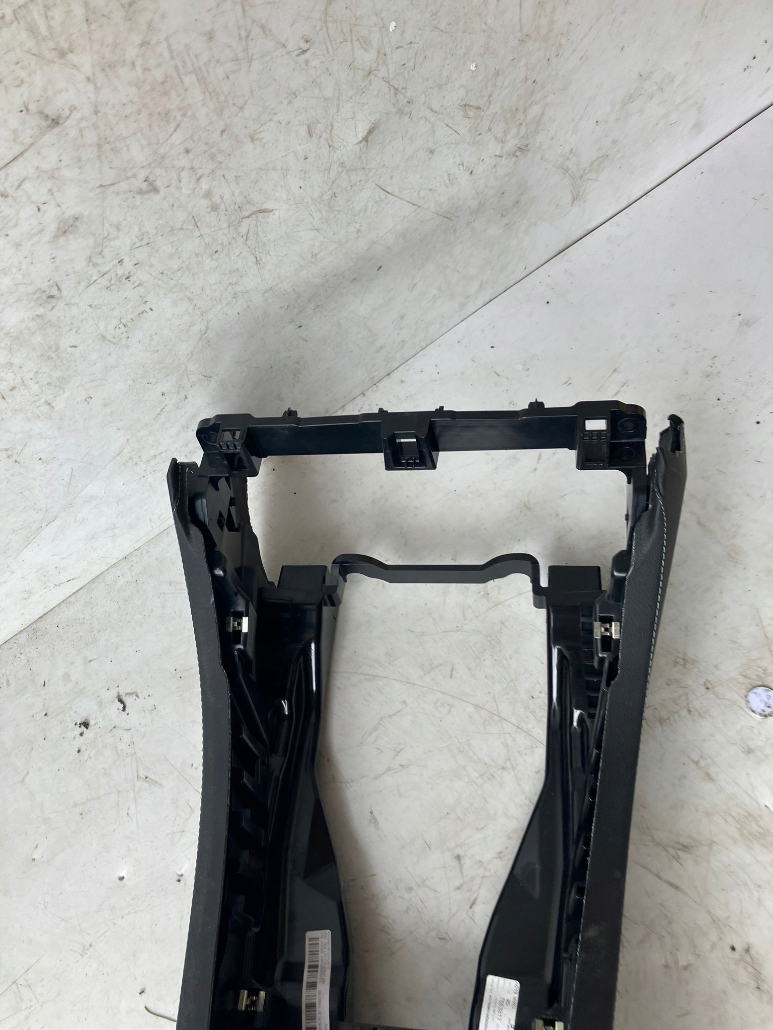 armrest TUNEL SKORZANY W213