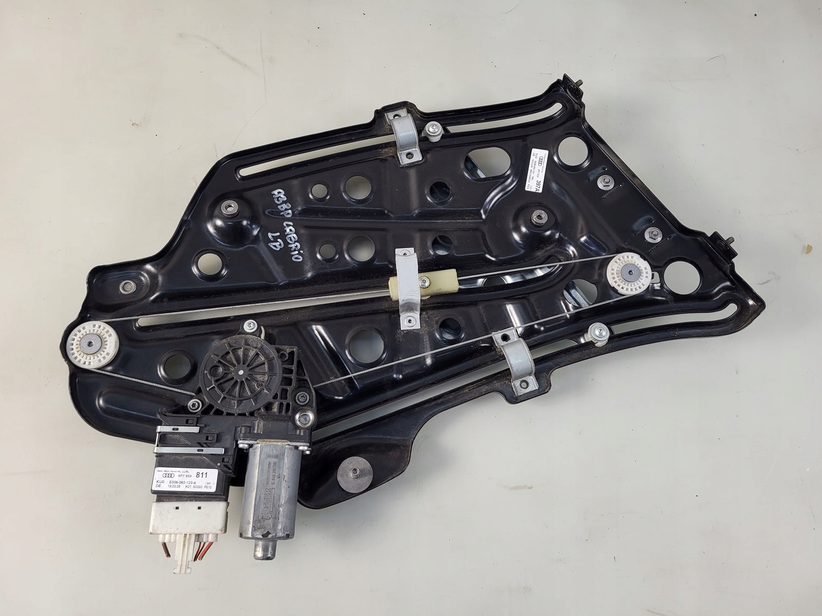 window regulator left rear part mechanism AUDI A3 8P CABRIO 8P7839397A