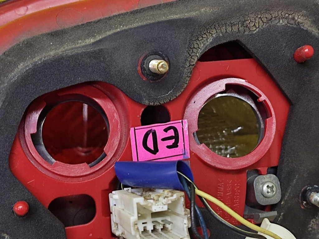 CHEVROLET LACETTI light left rear part to the bonnet