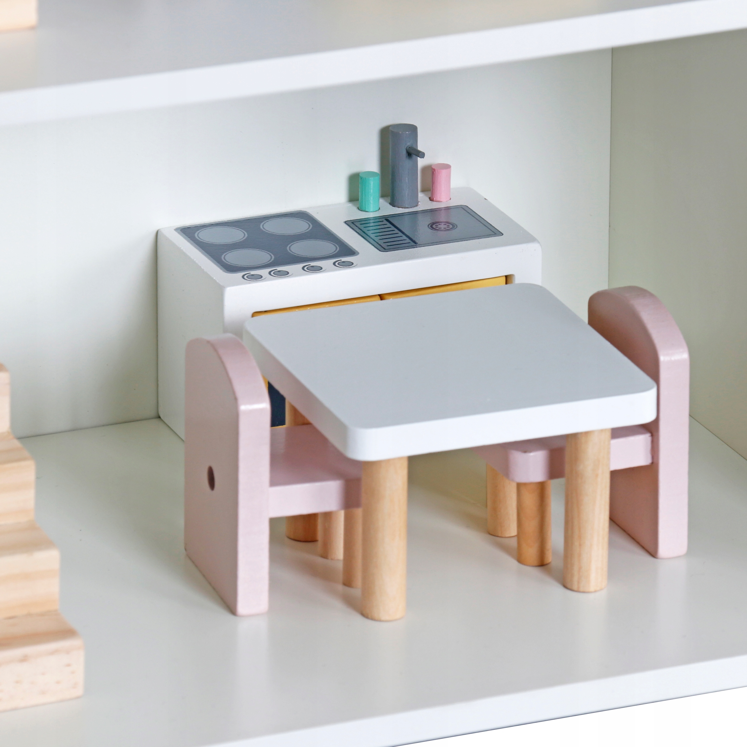 Drewniany piękny domek dla lalek, biały z mebelkami otwierany Marka Pozostałe