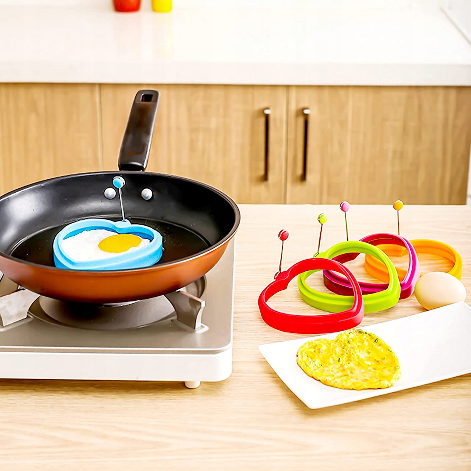 FORMY W KSZTAŁCIE SERC DO JAJEK SILIKONOWE 4 SZT Marka inna