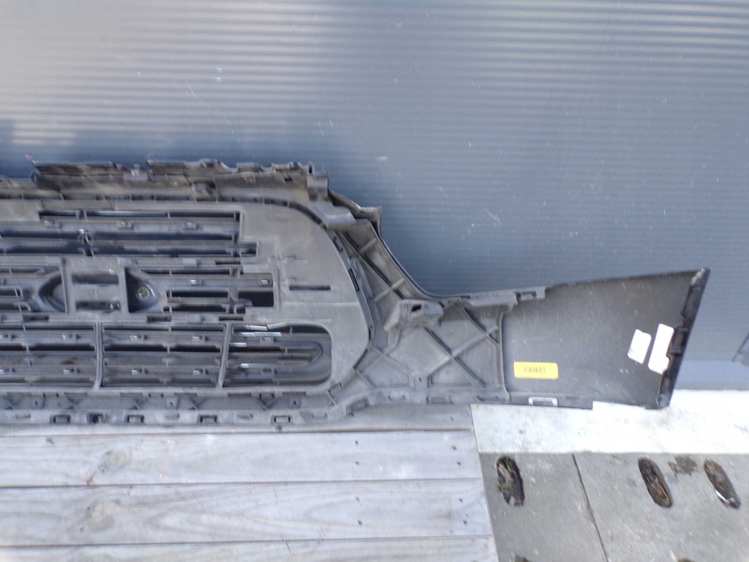 kapota ​​předního nárazníku FORD TRANSIT 8 LIFT (2)