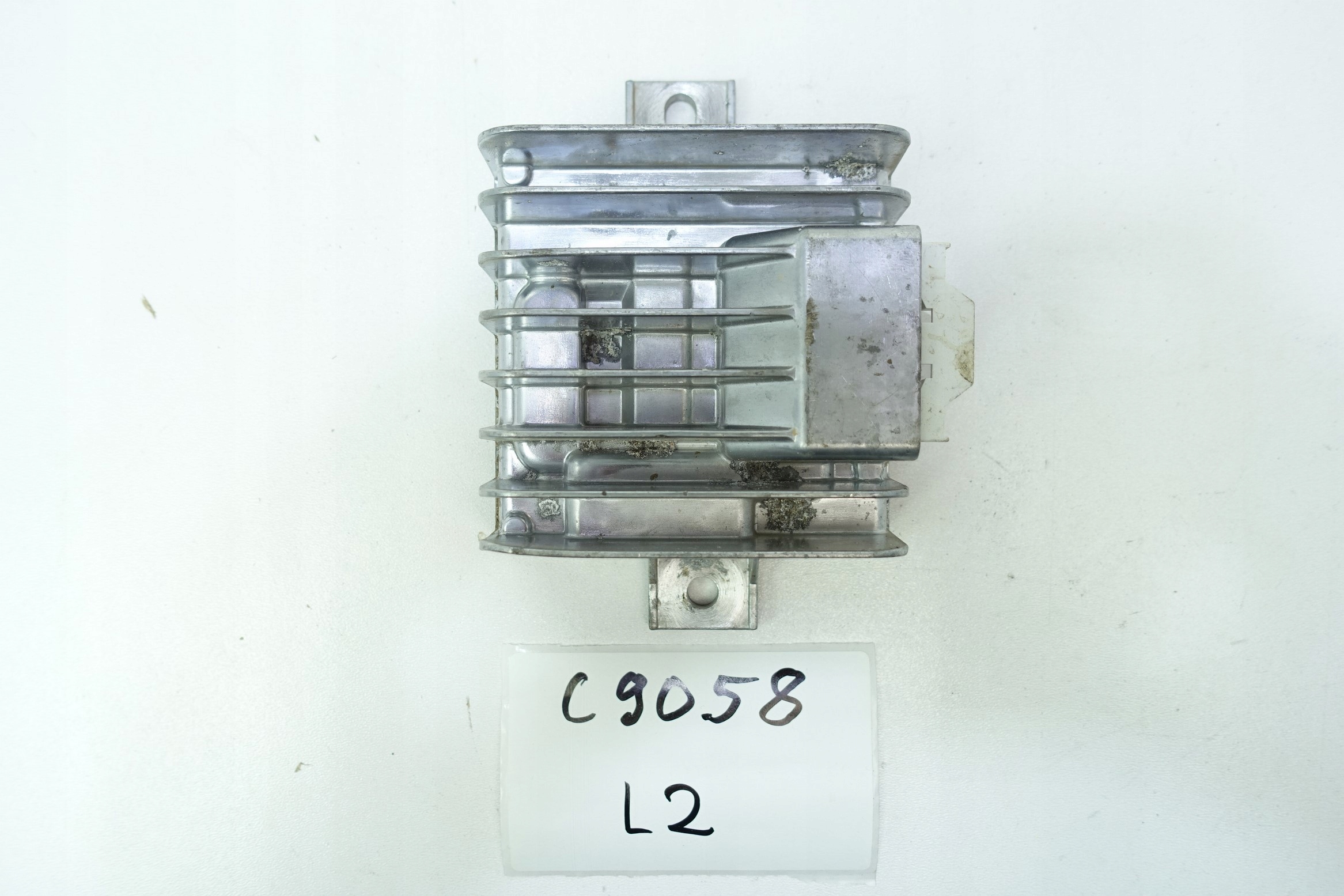 amplifier HARMAN MERCEDES W223 W447 A2439008400