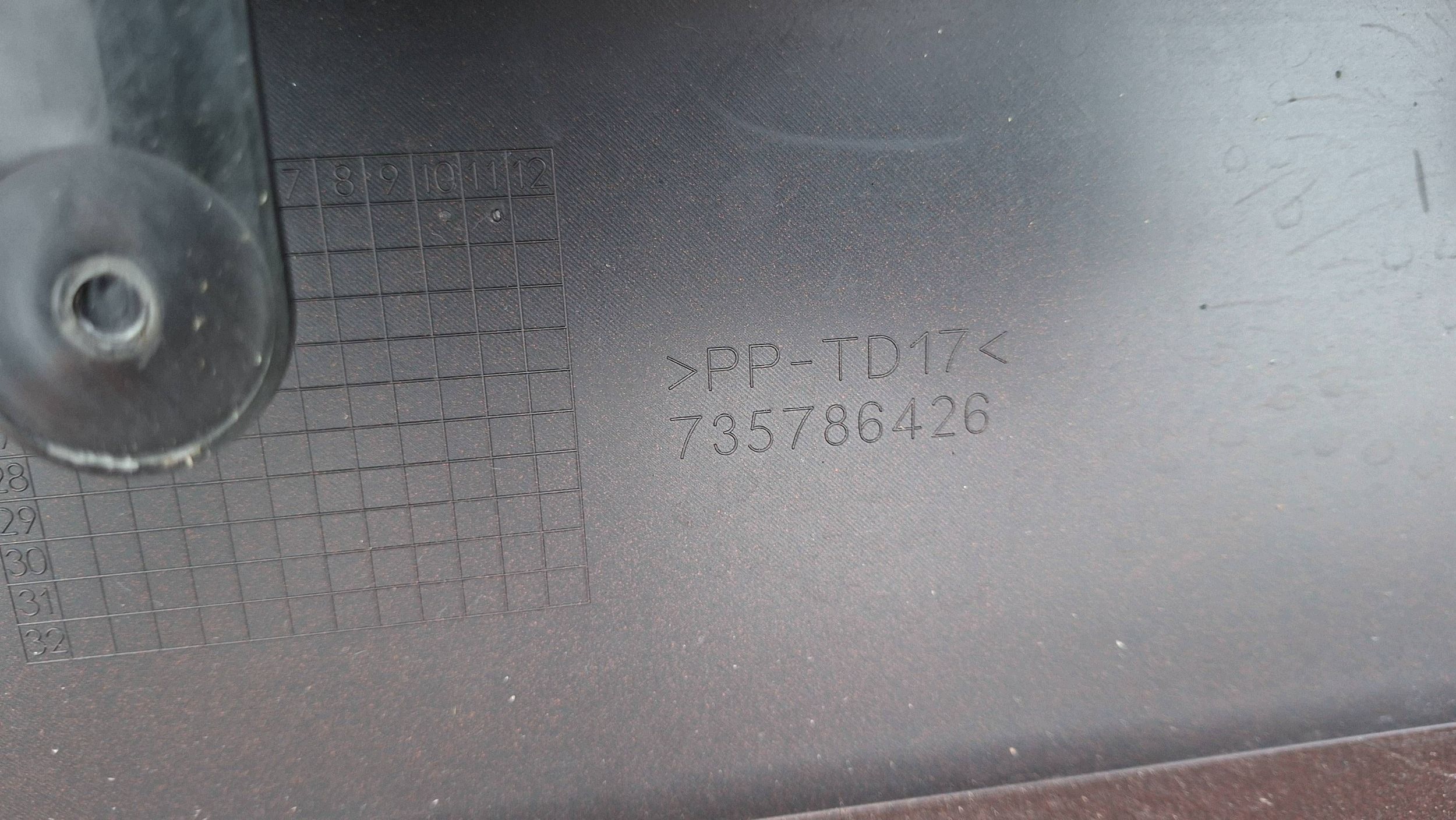 front bumper FIAT 600E ABARTH below 4X sensors PDC 2024