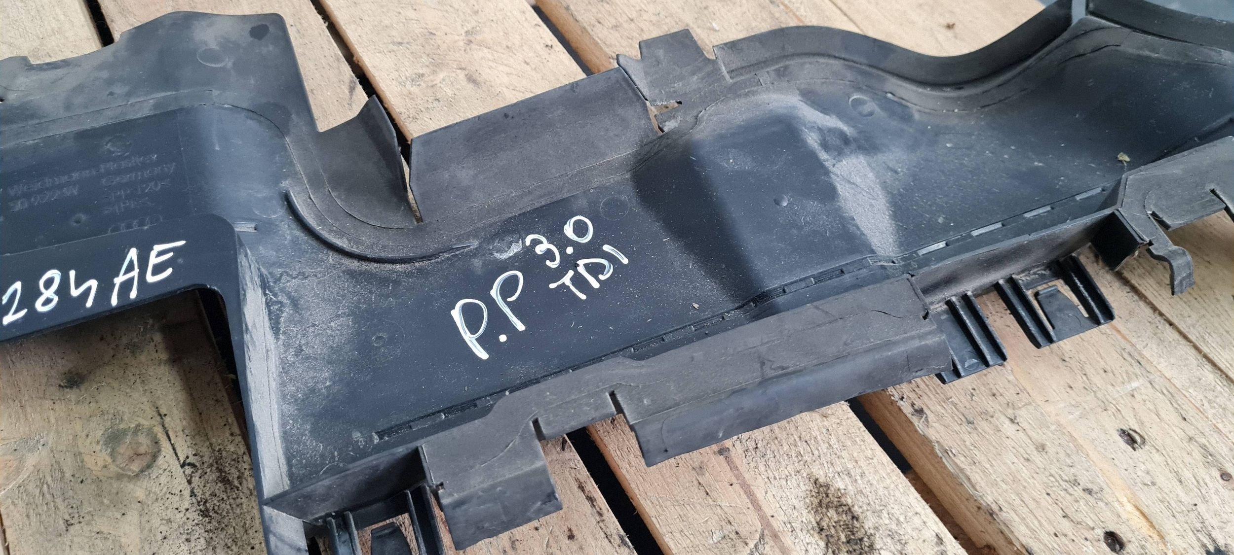 A7 4G steering wheel, intake air right 3.0 TDI 4G8121284AE