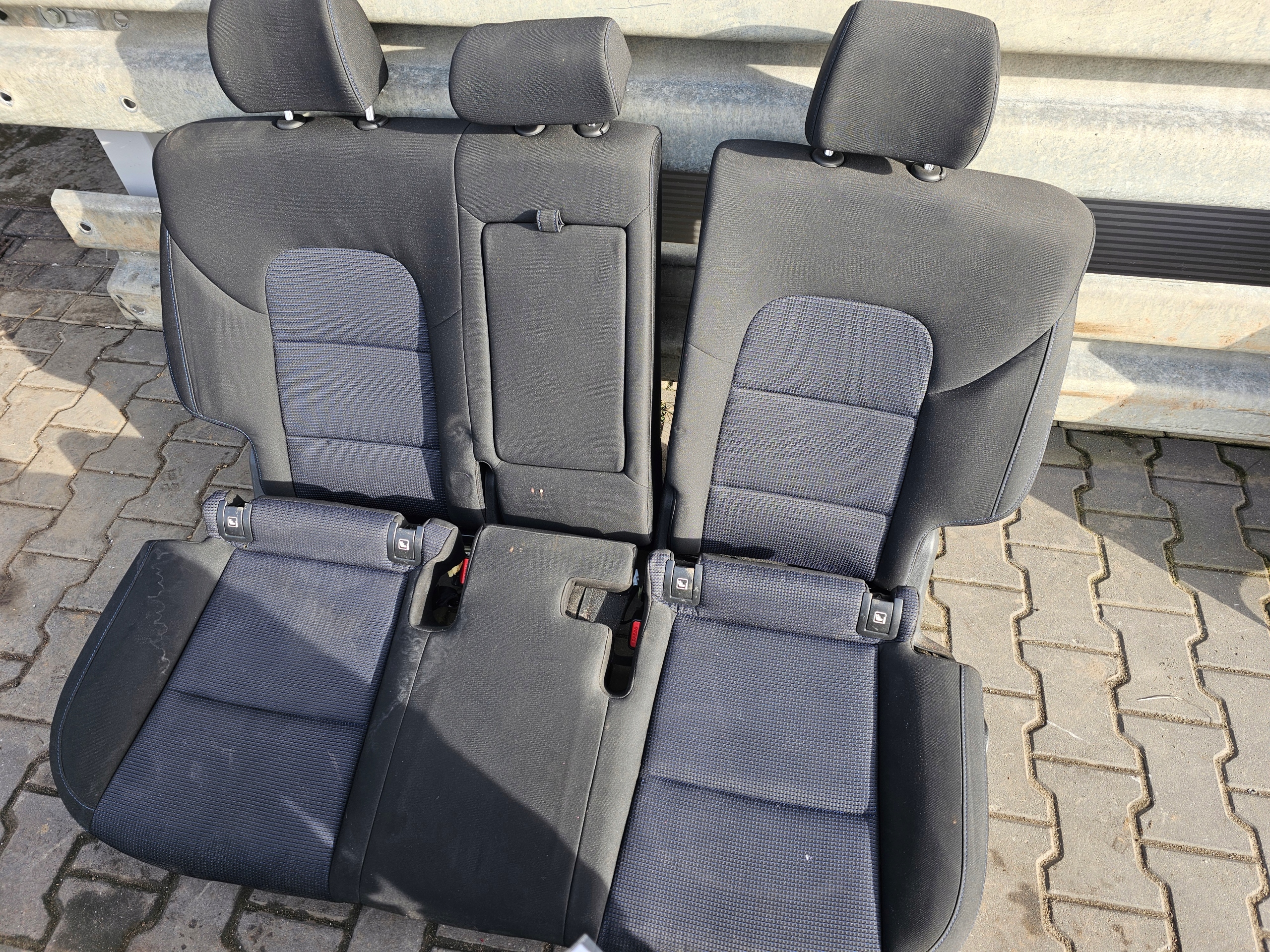 HYUNDAI TUCSON III 15-20R KOMPLET Siège