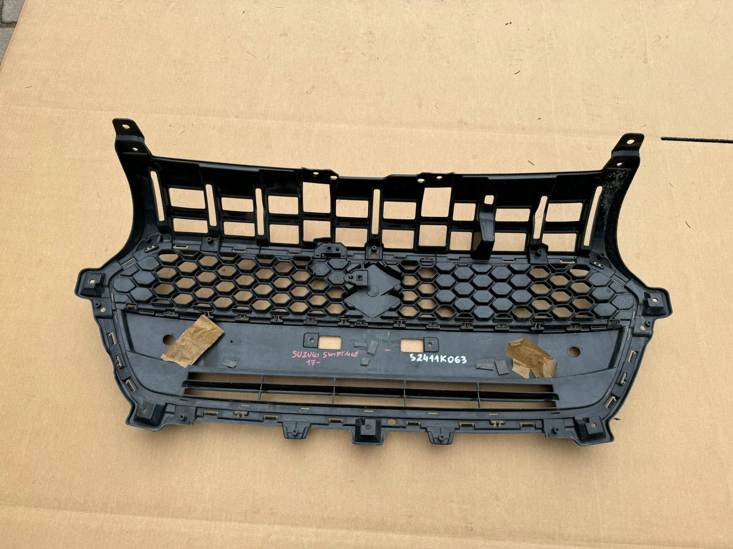 Suzuki Swift I AA Kühlergrill FRONTGRILL Kühlergitter 7174152R5S241 - Thumbnail 7