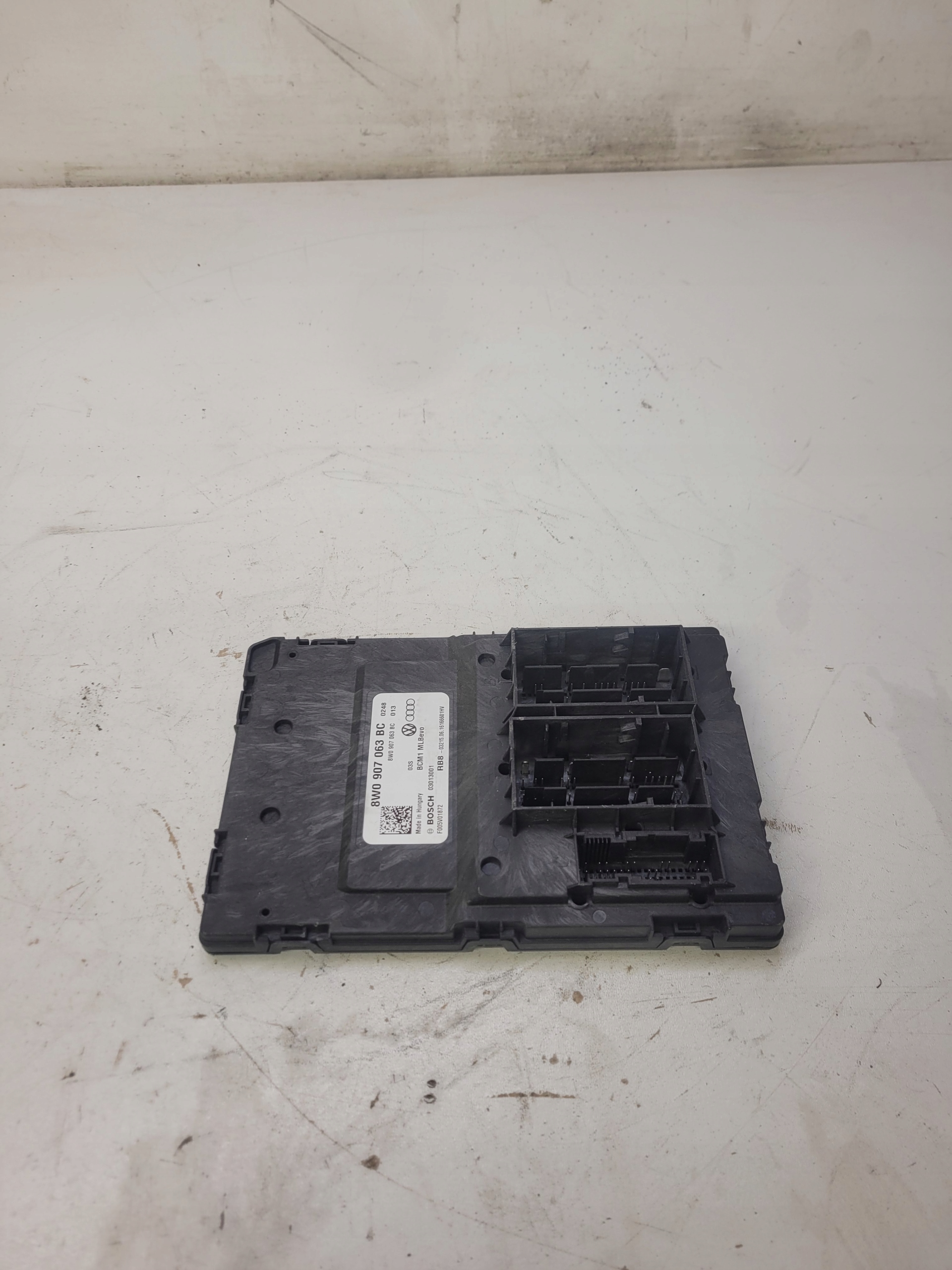 Unité commande confort AUDI A4 B9 A5 8W0907063BC LEGALNY