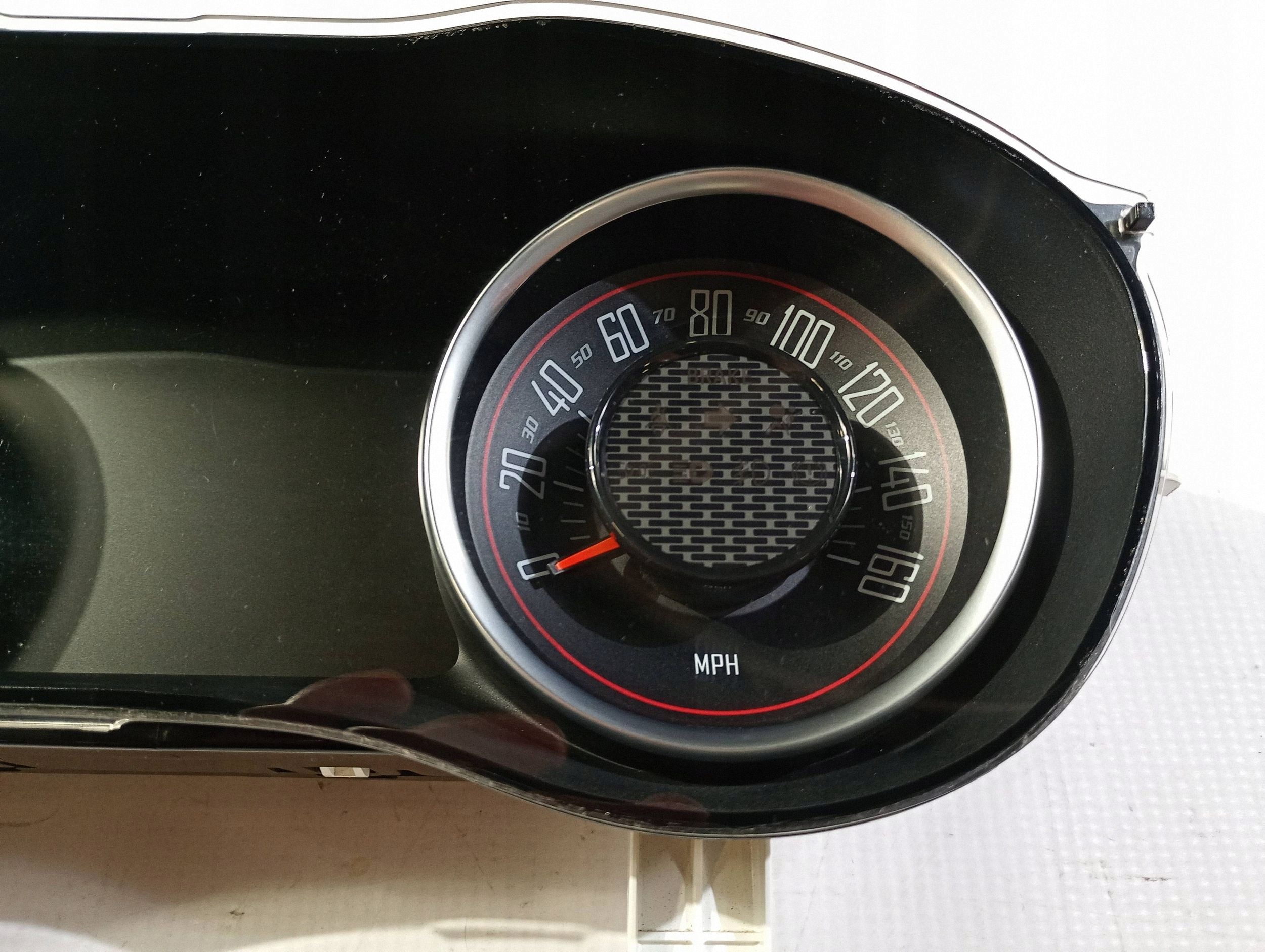 dials dials predkosciomierz wskazniki Dodge Challenger 3.6 2015