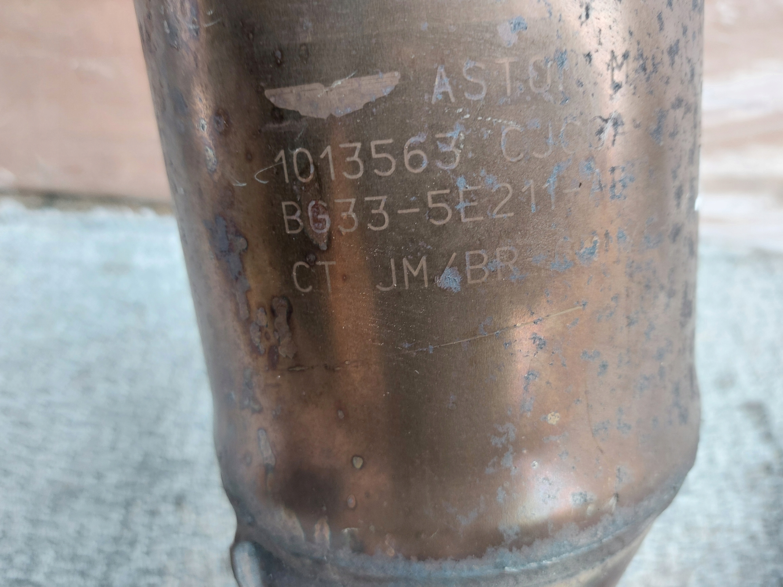 catalyst right ASTON MARTIN 4,7 V8 VANTAGE 17r