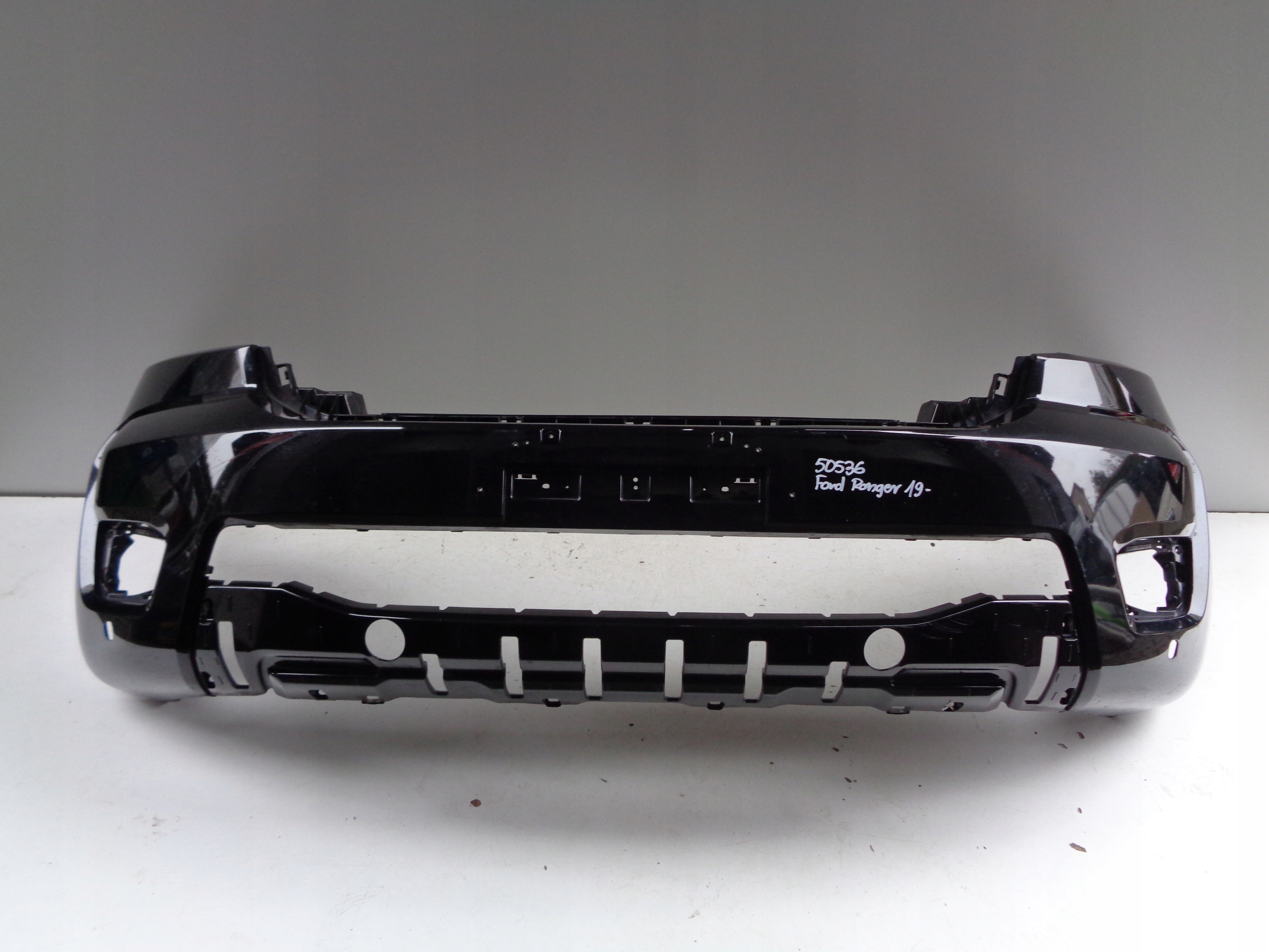 Frontstoßstange FORD RANGER 19- NR 50536