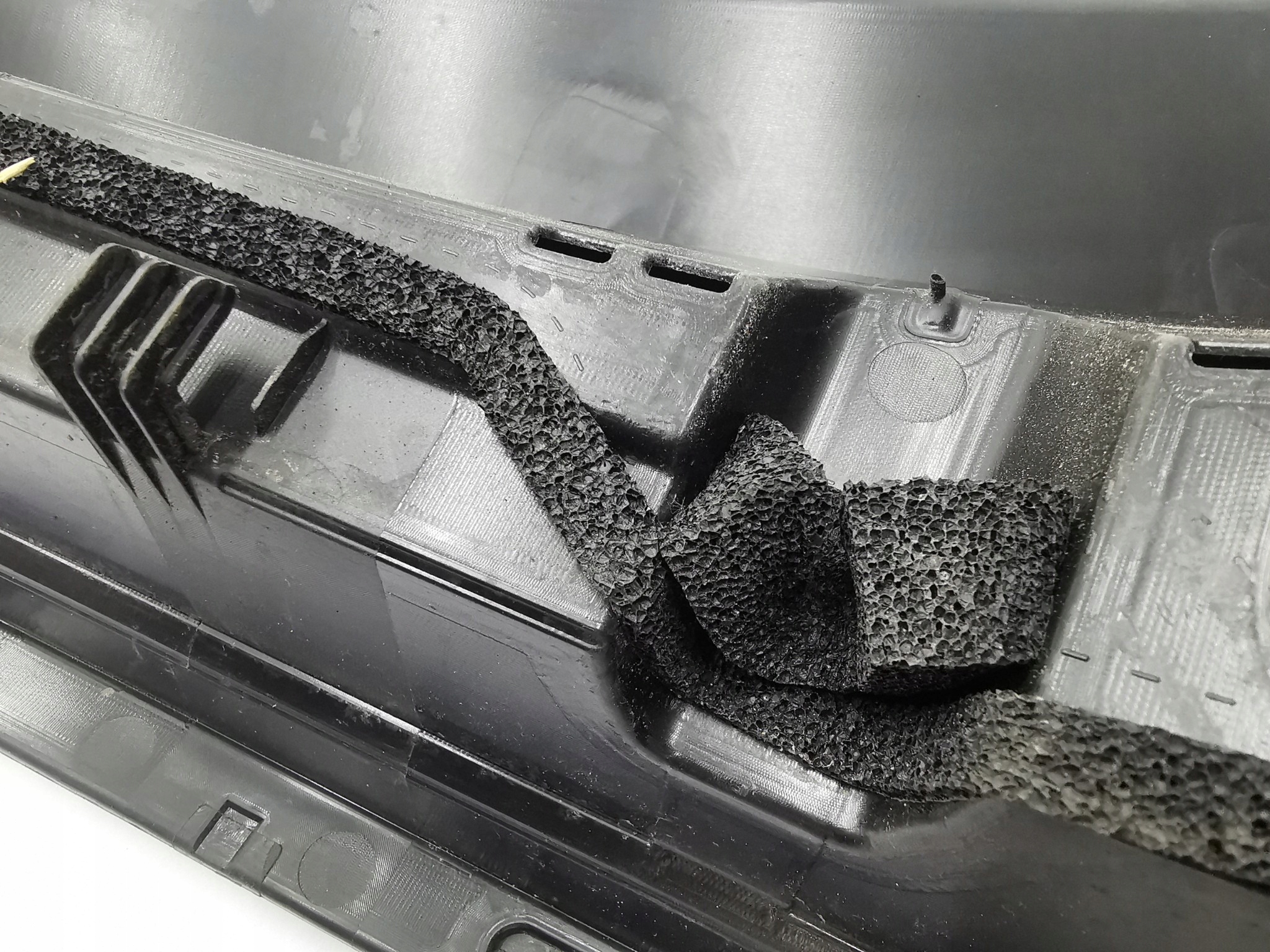 torpedo plastic TOYOTA RAV-4 RAV4 V 5 / 55708-42230