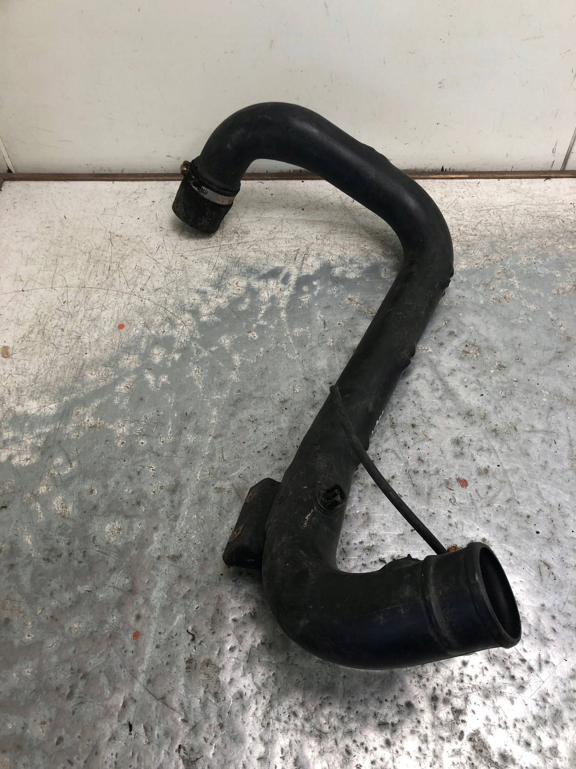 cijev prijenos interkulera MERCEDES SPRINTER W901 9015280308