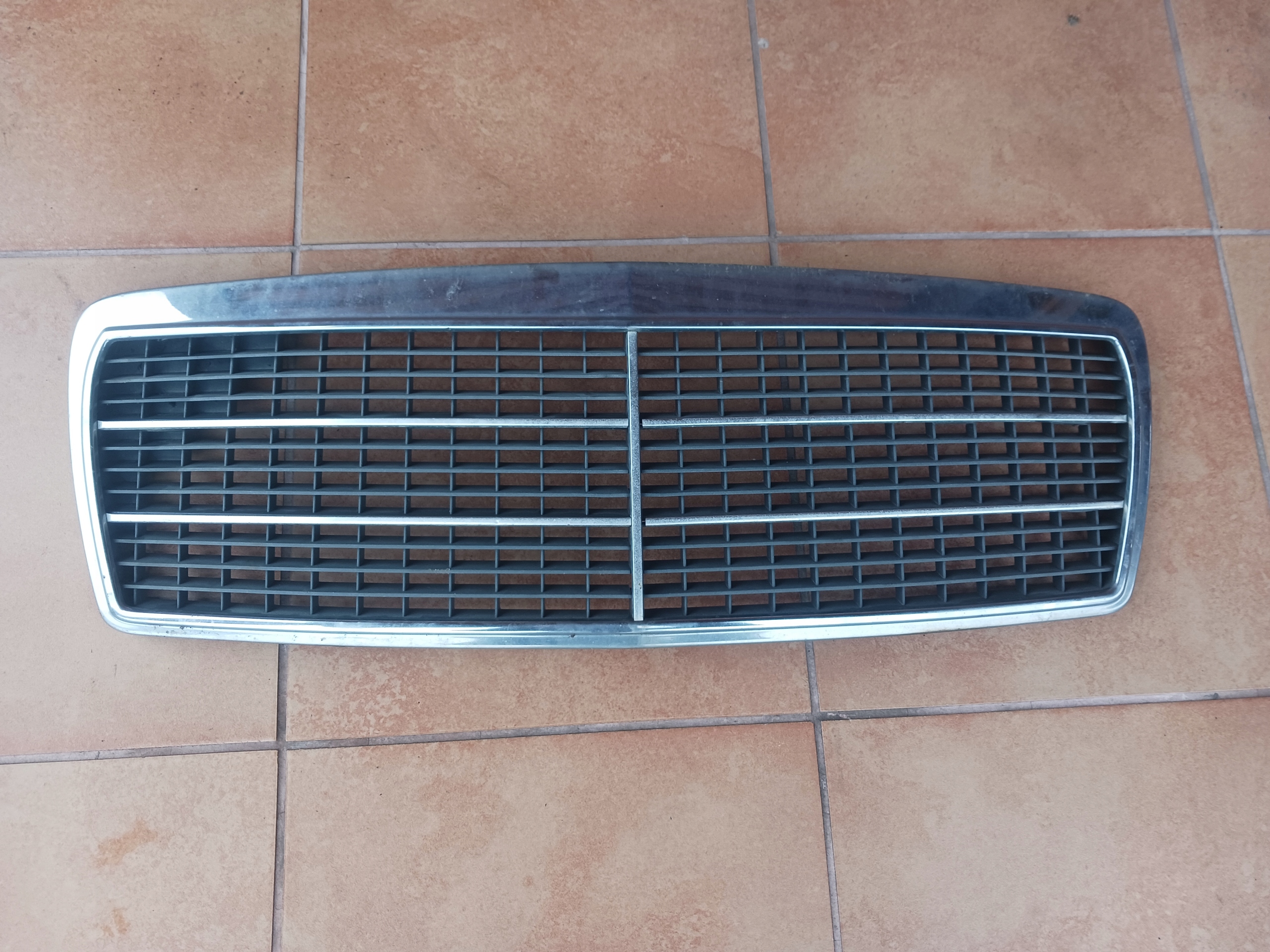 Grill Grill MERCEDES W210