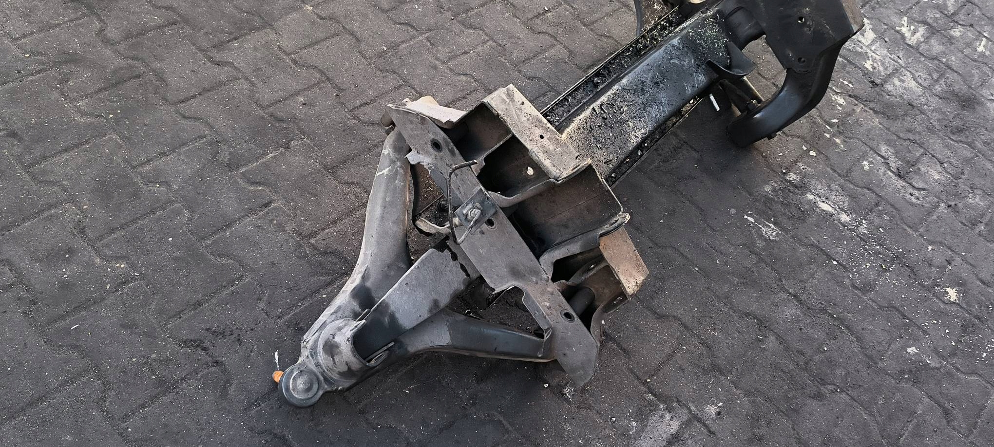 axle beam front 3.0 IVECO DAILY 35S18