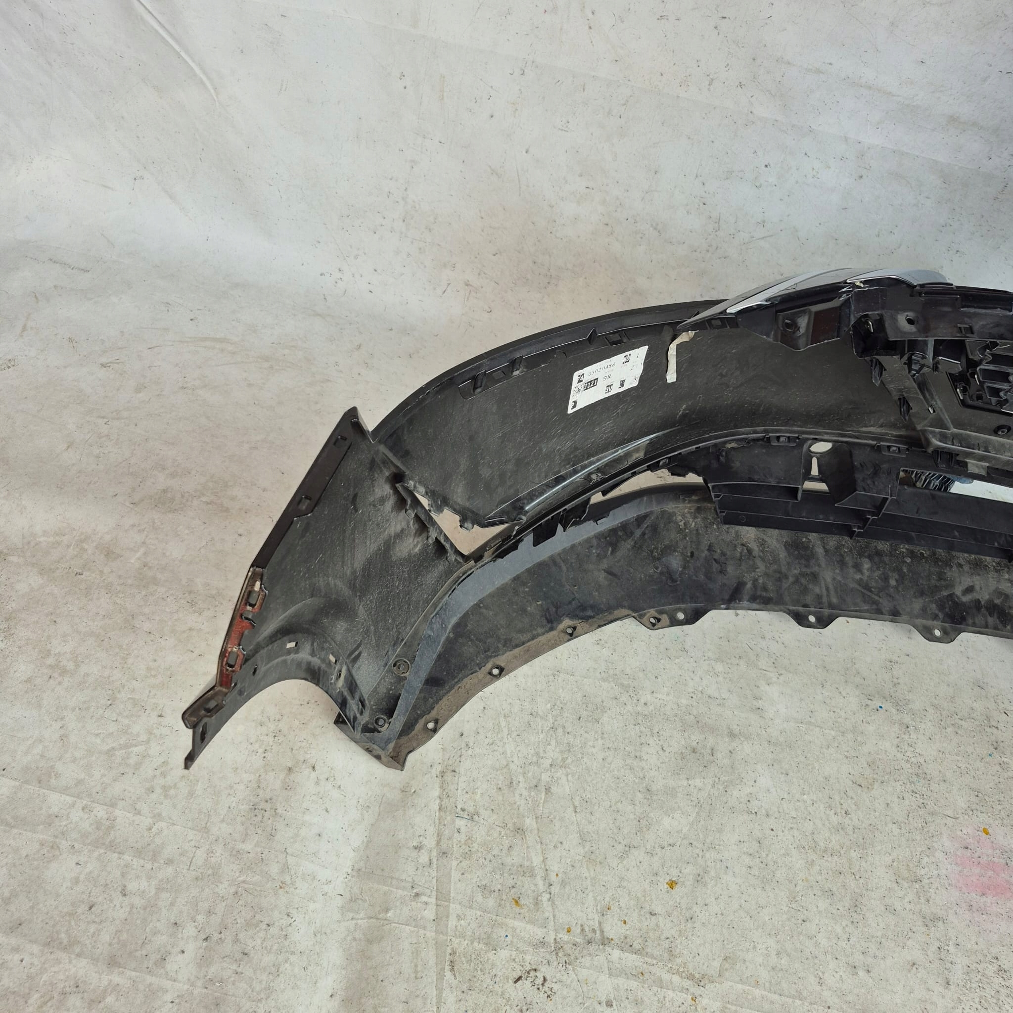 NISSAN QASHQAI III 3 21-24 bumper front front PDC