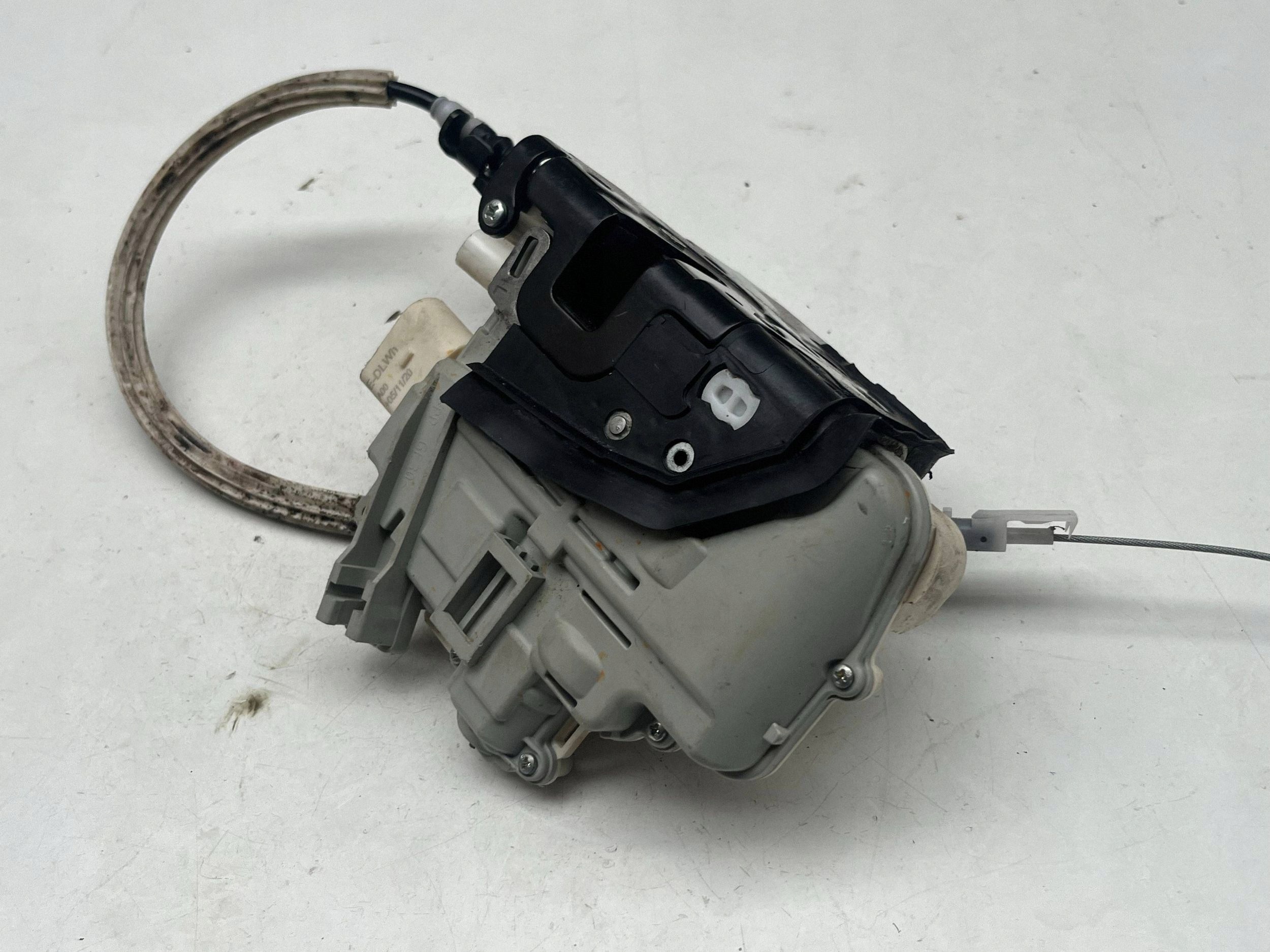 AUDI Q7 4M lock door left front DOCIAG 4M1837015F @M