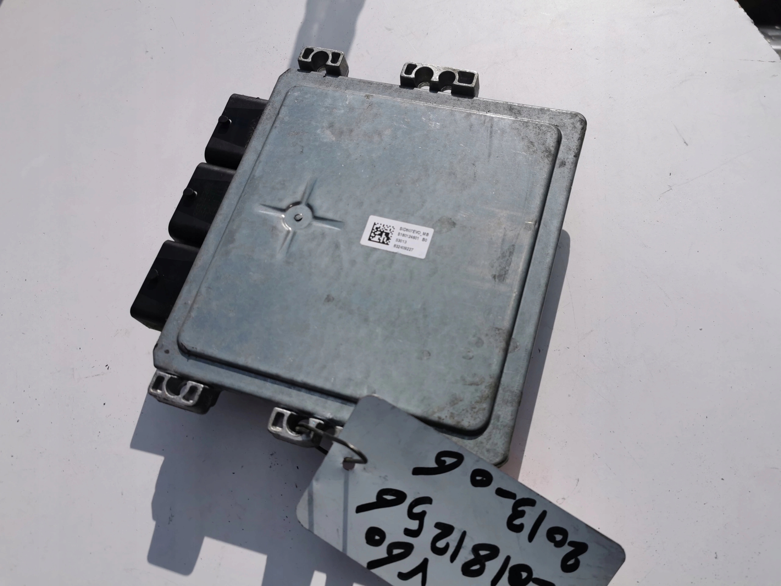 VOLVO V60 1.6D 31405027 S180134102E computer ECU