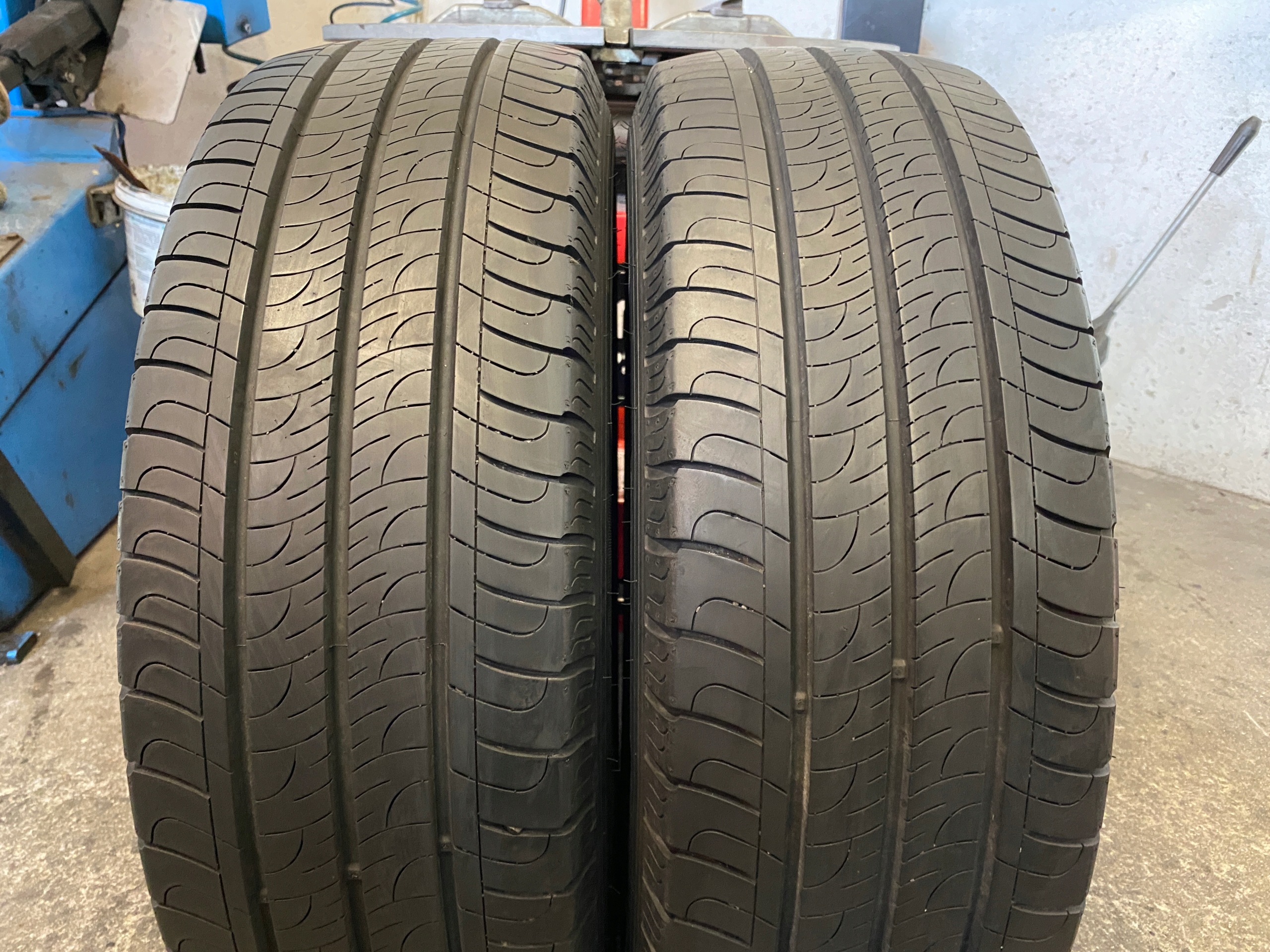 2 tyres summer 215/65R16C Goodyear EfficientGrip Cargo as new 8mm 2023r