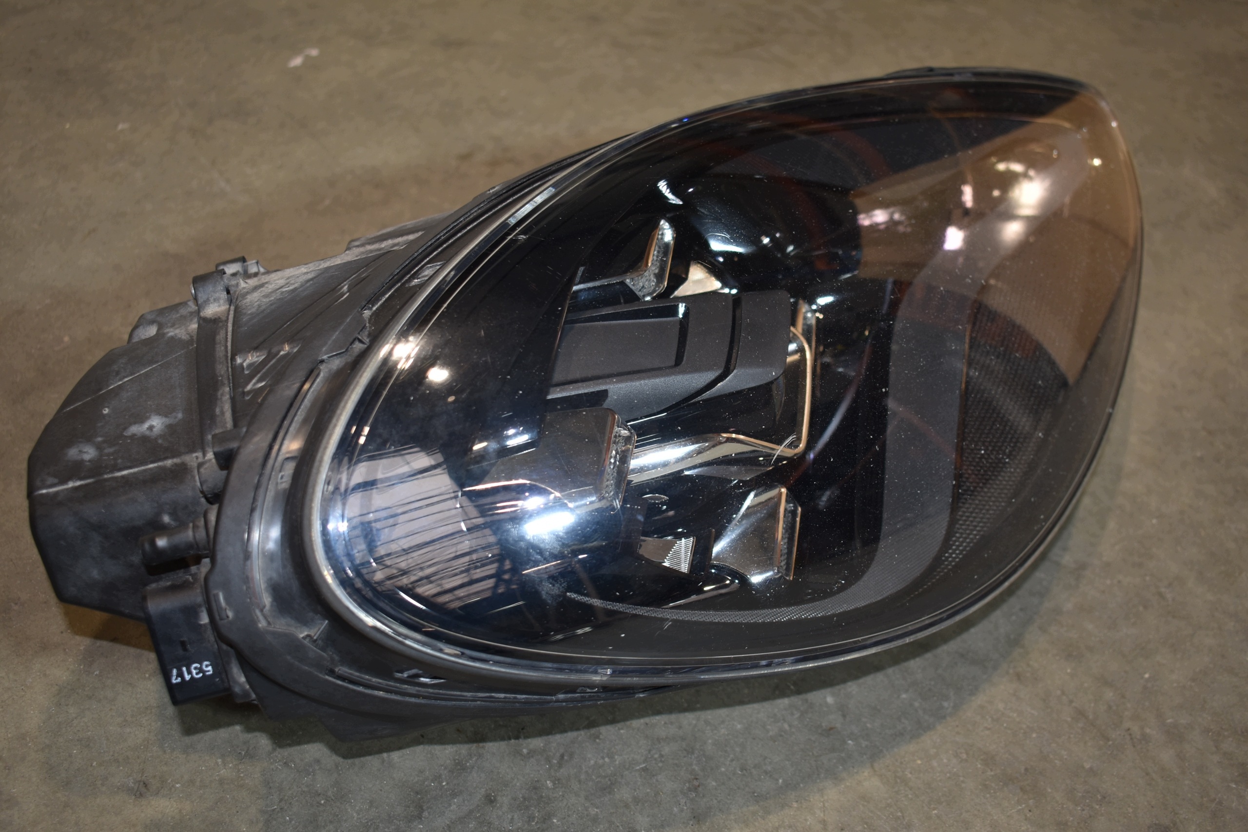 perfect condition light front front right+MODULY FUUL LED PORSCHE PANAMERA 971