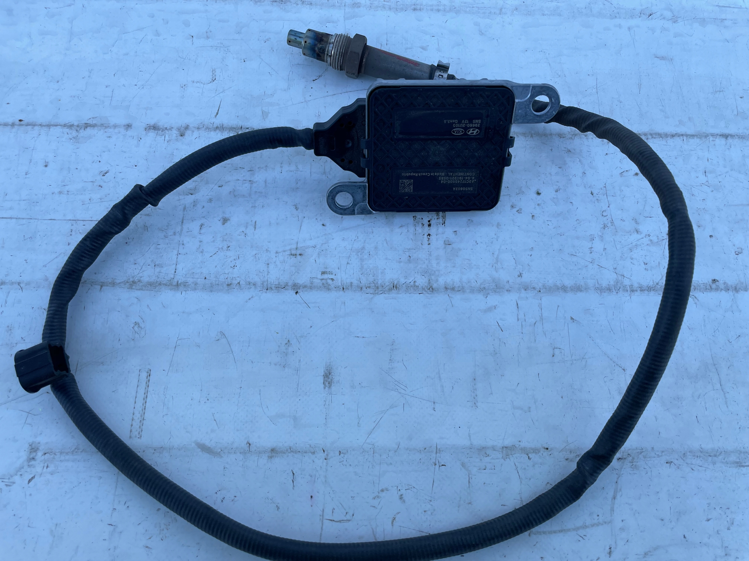 CEED III HYUNDAI I30 III 1,6 CRDI CZUJNIK NOX SONDA LAMBDA MODUŁ 296602U100 Typ samochodu Samochody osobowe