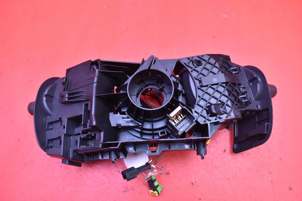 commande levier commodo sous volant PAJAK 8200245499 RENAULT MODUS 1 et 04-07