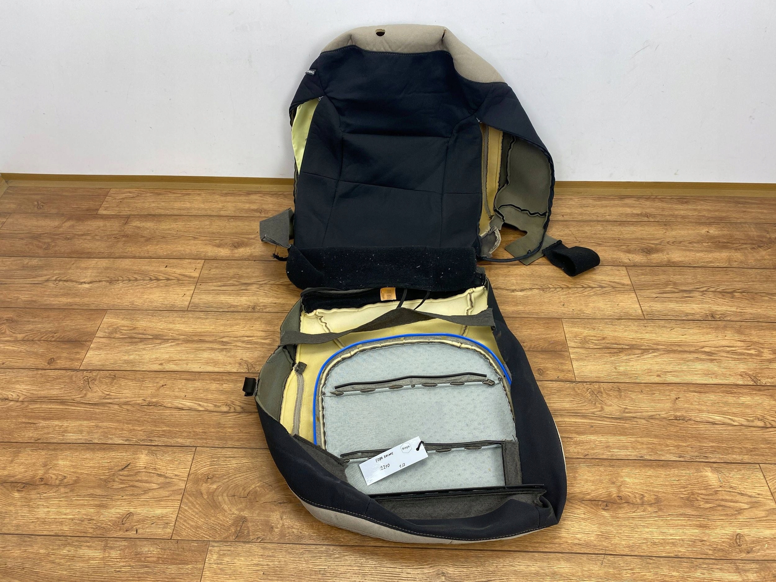 seat driver´s upholstery material side Ford Escape IV Kuga MK3 2020+