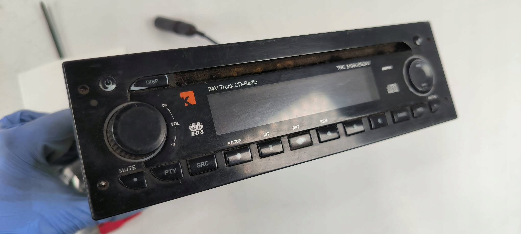 RADIO MERCDES-BENZ AXOR 2528L