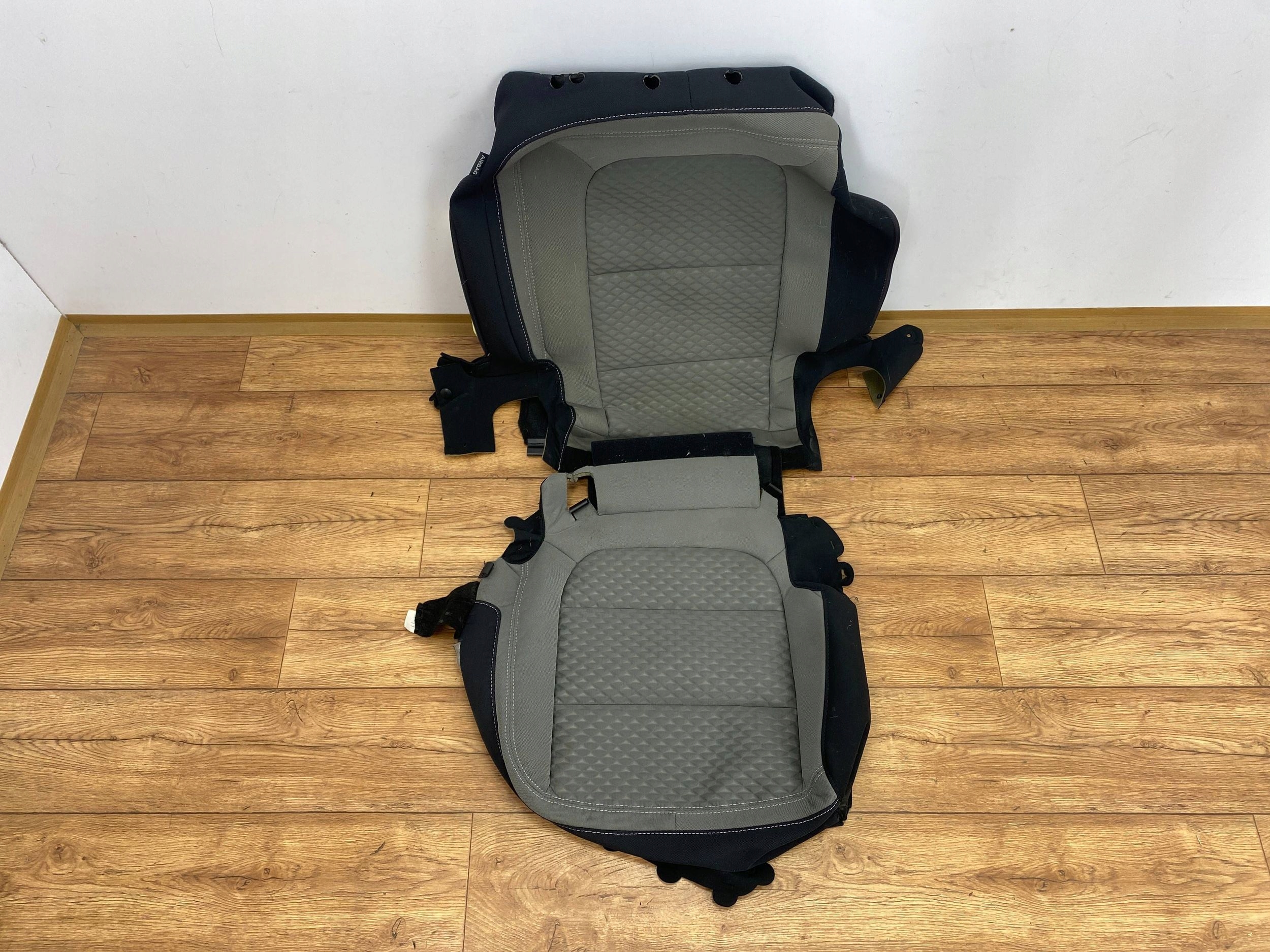 side rear. rear part komplet upholstery Ford Escape IV 2020+