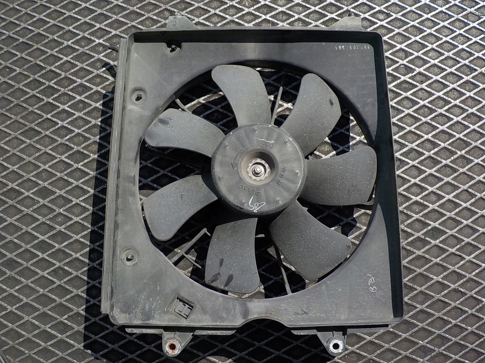 HONDA CIVIC VIII 2.2 B fan module radiator 168000-9670