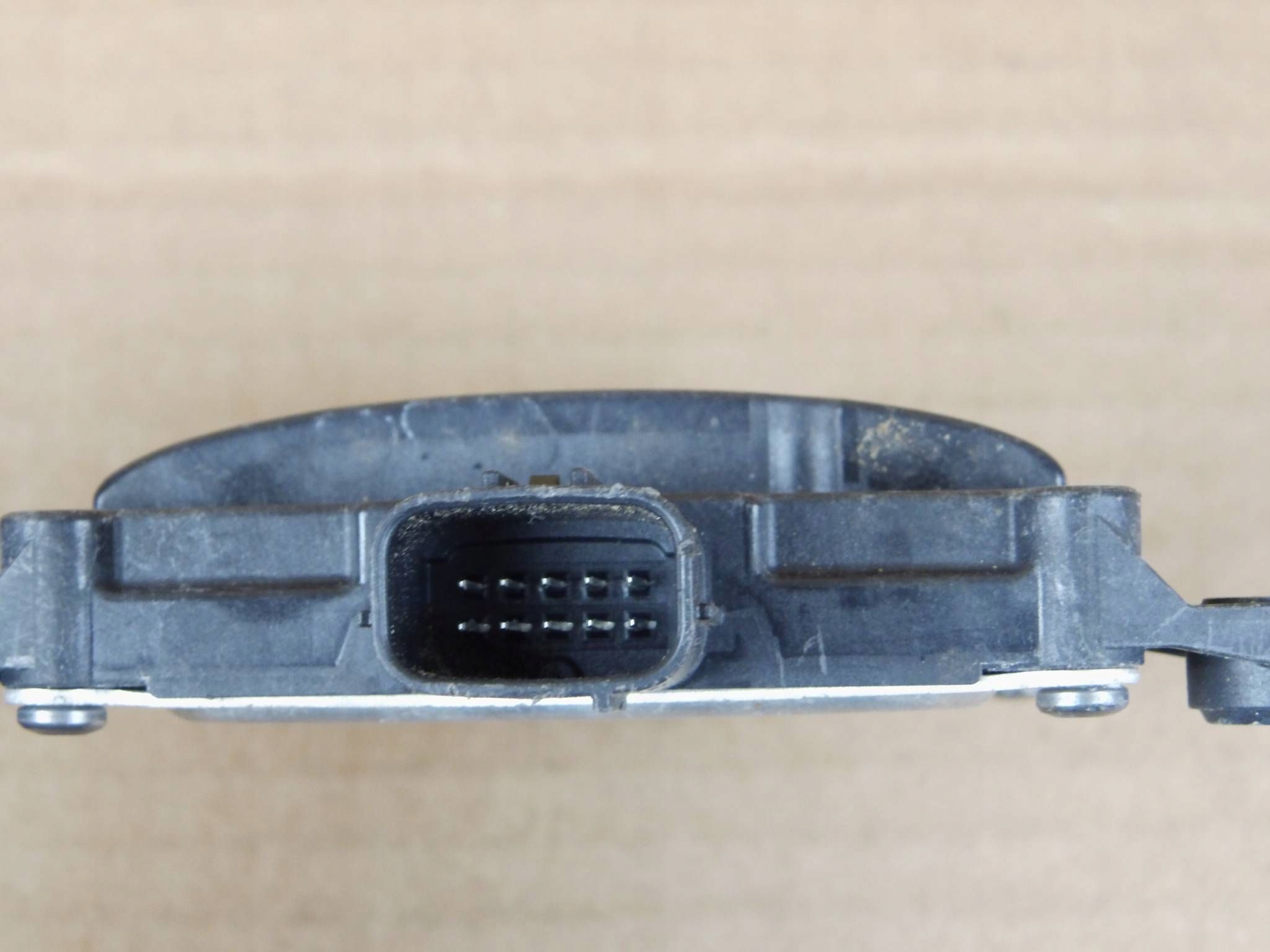 Lexus RX modulo sensor martwego pola punktu 8816248060