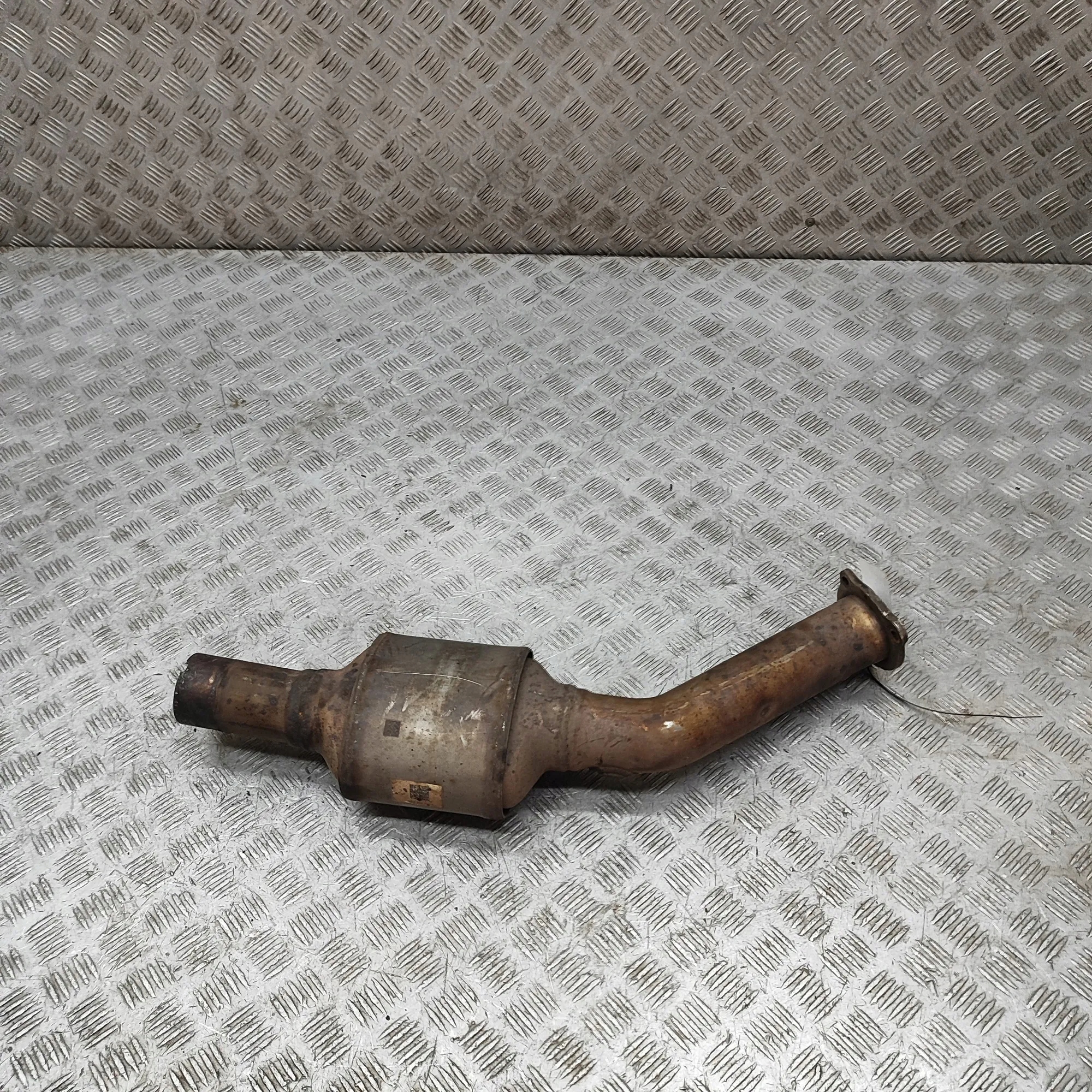 Audi OE 4G0254400F катализатор