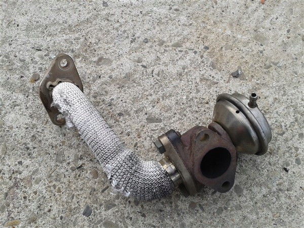 ZAWOR EGR AUDI A6 C5 2 5 TDI 180KM AKE