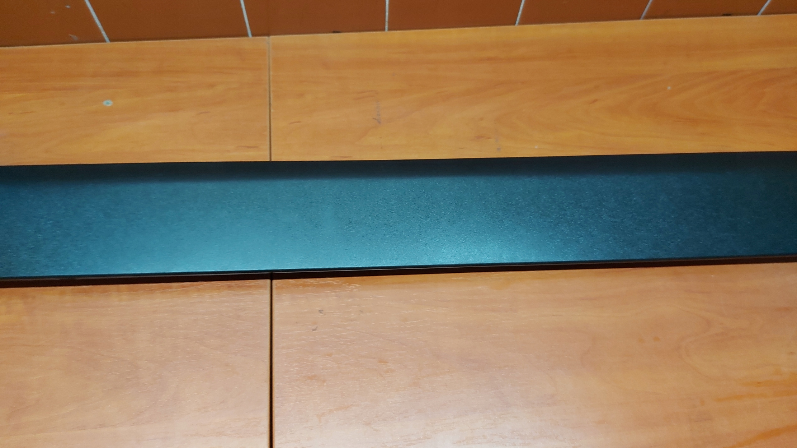moulding cap bonnet rear part TOYOTA RAV4 V 18