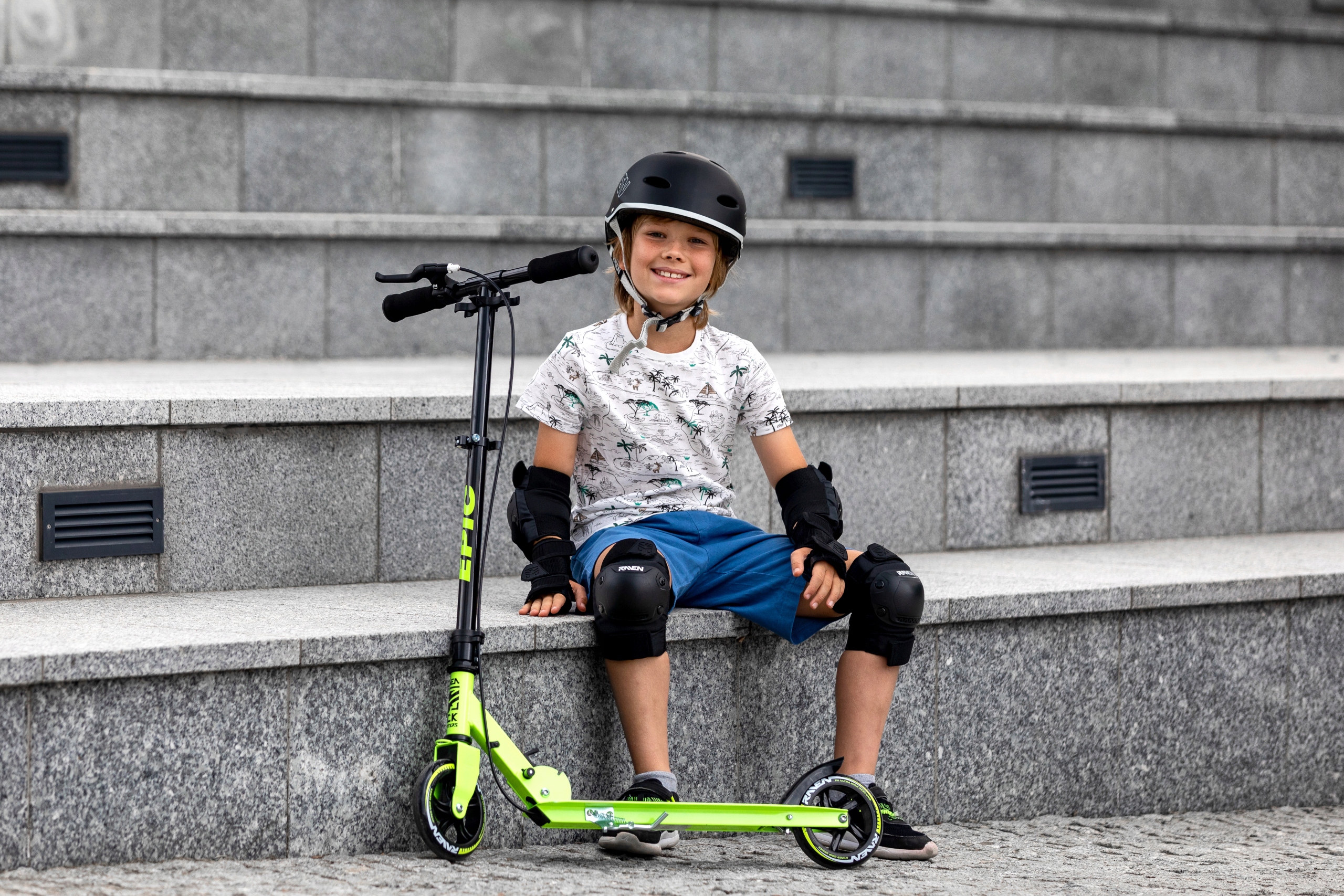 Ochraniacze Raven Dexard Black XL Model Dexard