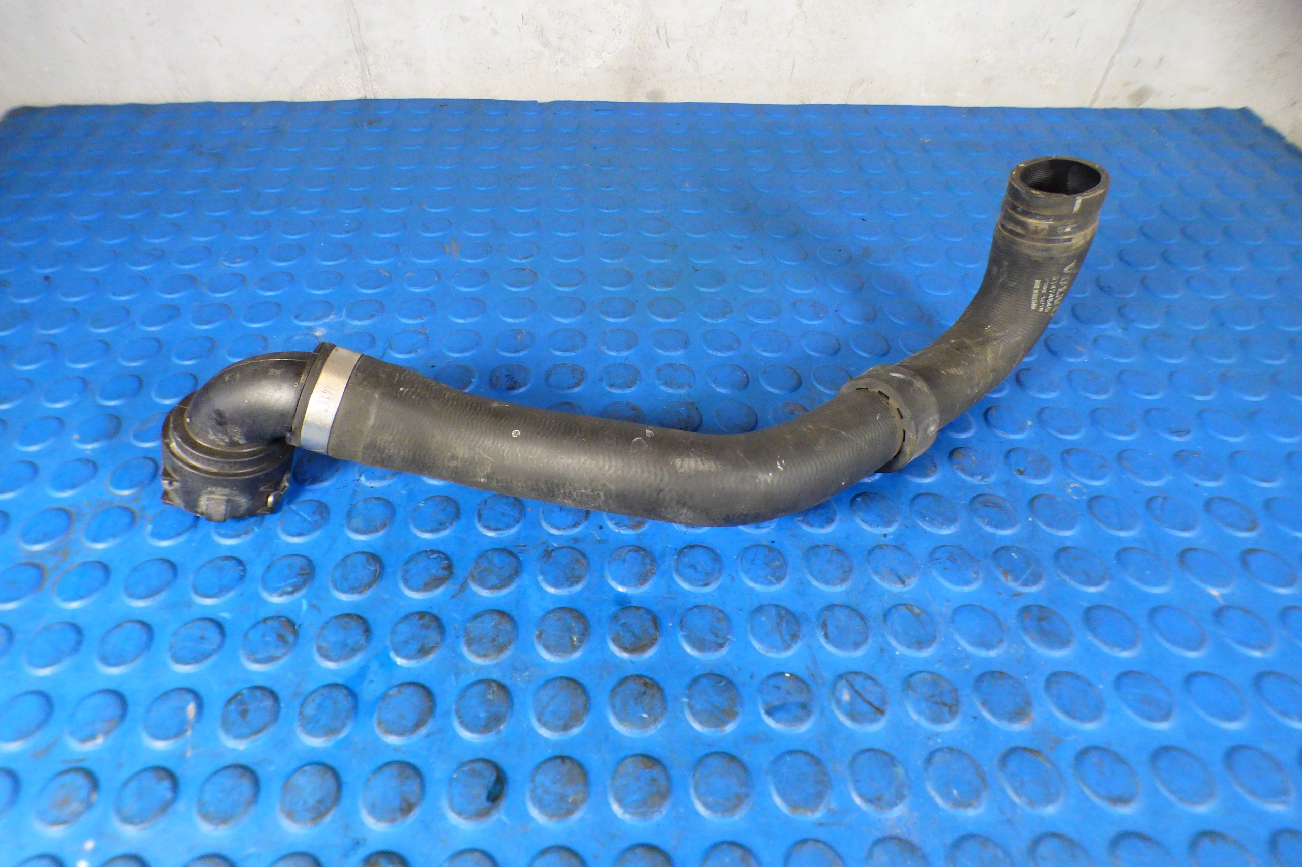 crijevo vode 31474845 stBDB VOLVO S60 V60 III 2.0D