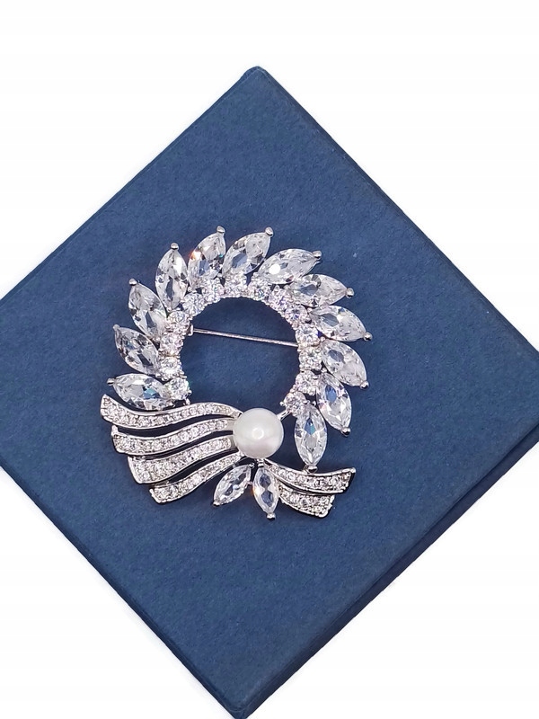 Luxusní Brož Věnec Se Stříbrnou Stuhou Krabička Jako Dárek