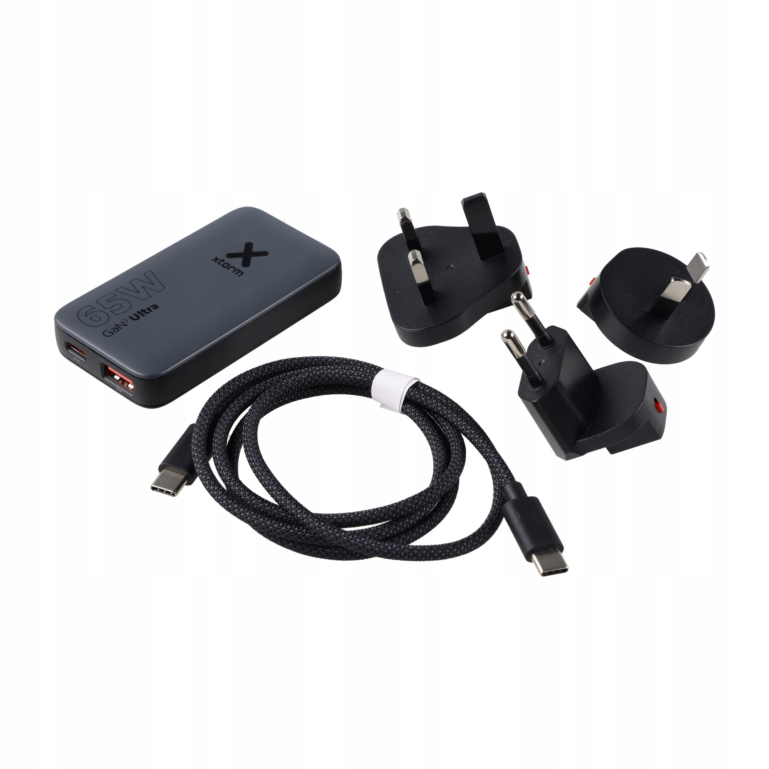 Xtorm XTPC0651 USB-A USB-C PD 65W Czarny + Wymienne wtyczki, Kabel USB-C