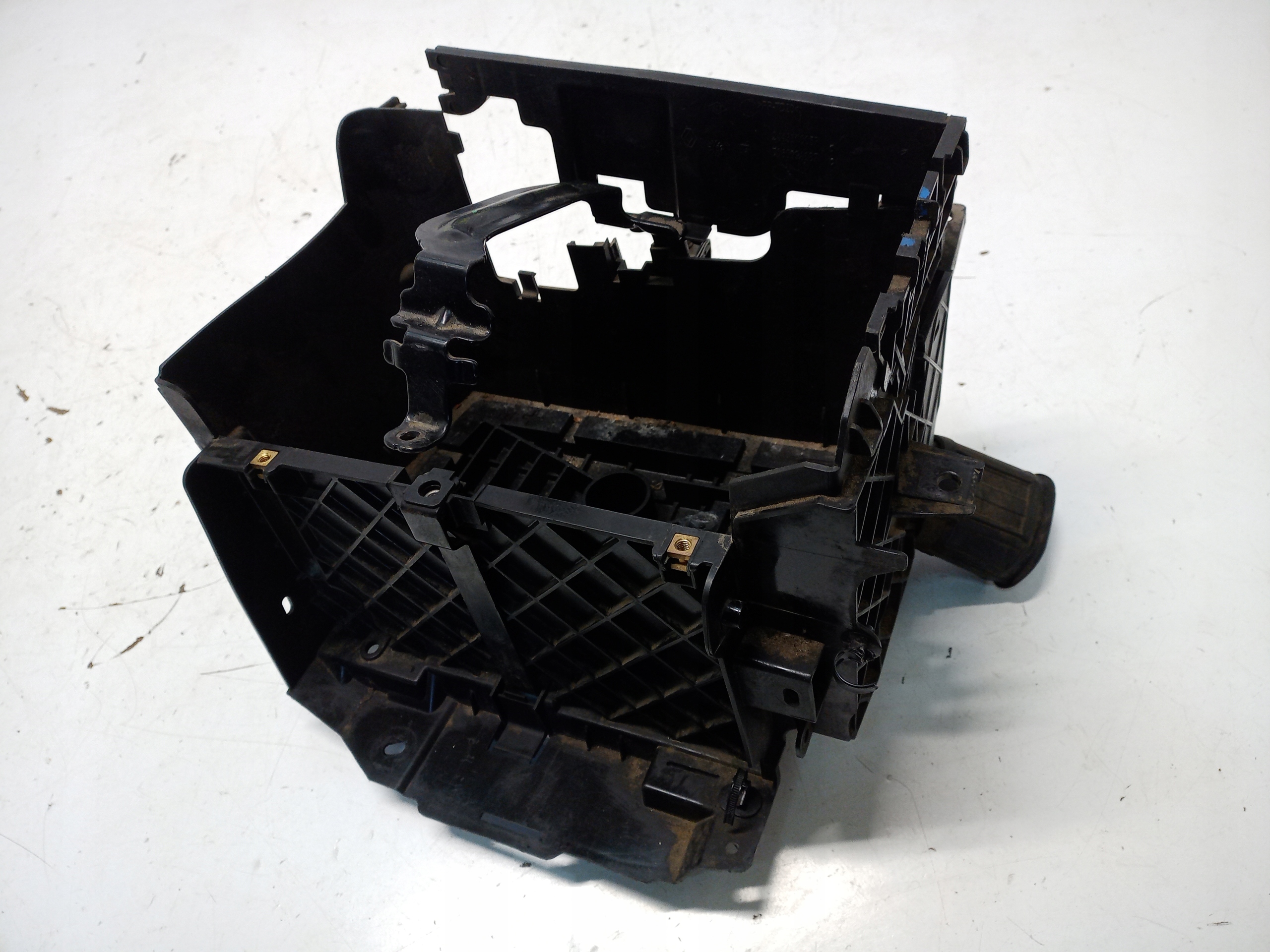 PODSTAWA AKUMULATORA TRAFIC III VIVARO B