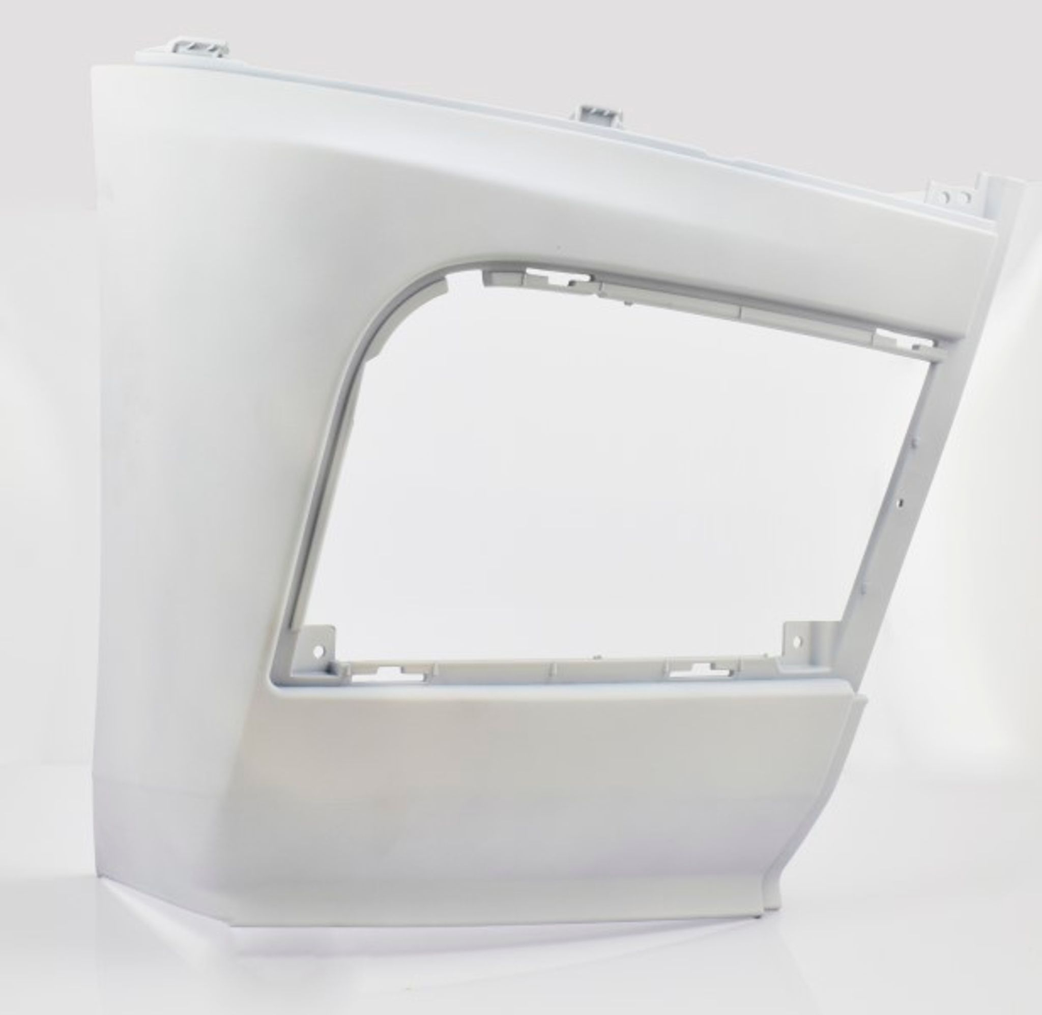 ZDERZAK NAROZNIK OKULAR ACTROS MP4 PRAWY