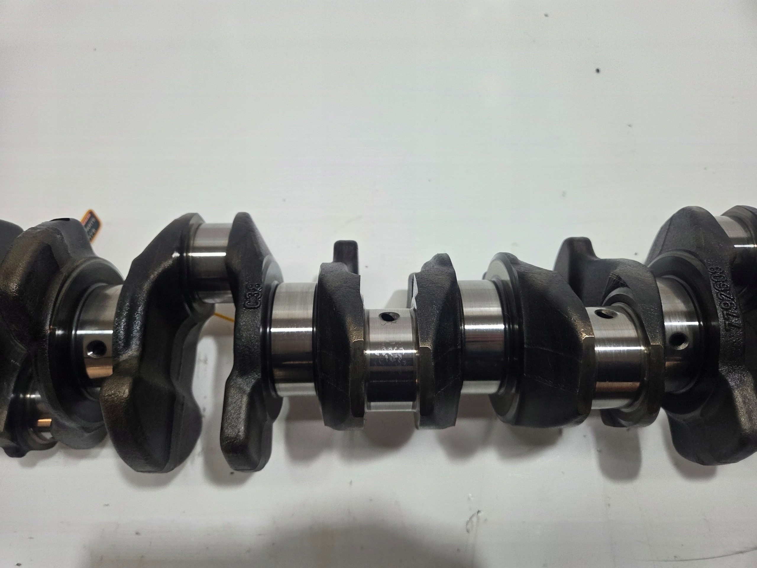 vilebrequin BMW E60 E61 3.0 D 306D3 7792608