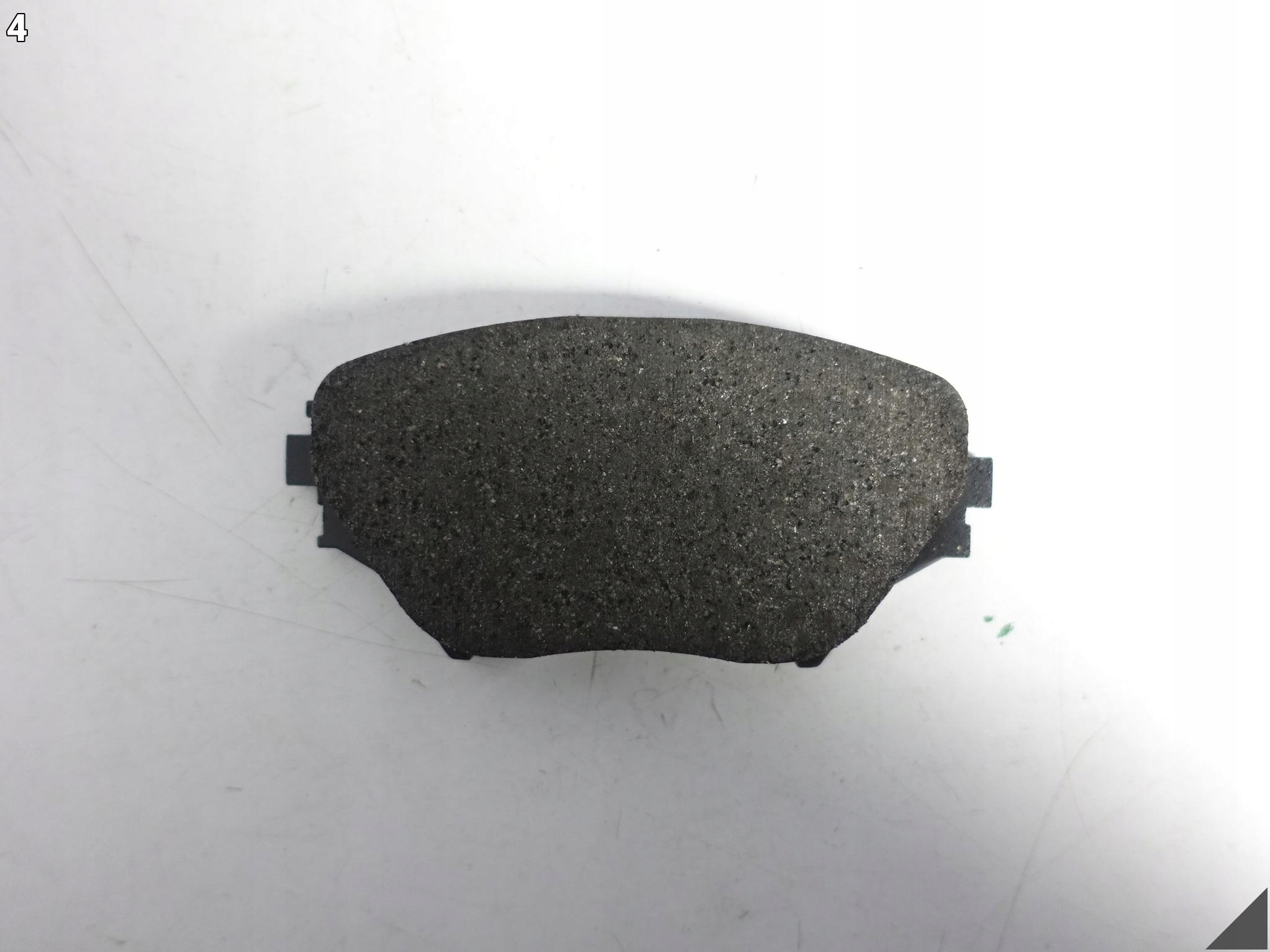 TOYOTA RAV4 II 00-05 plates front KOMPLET OE 04465-42110