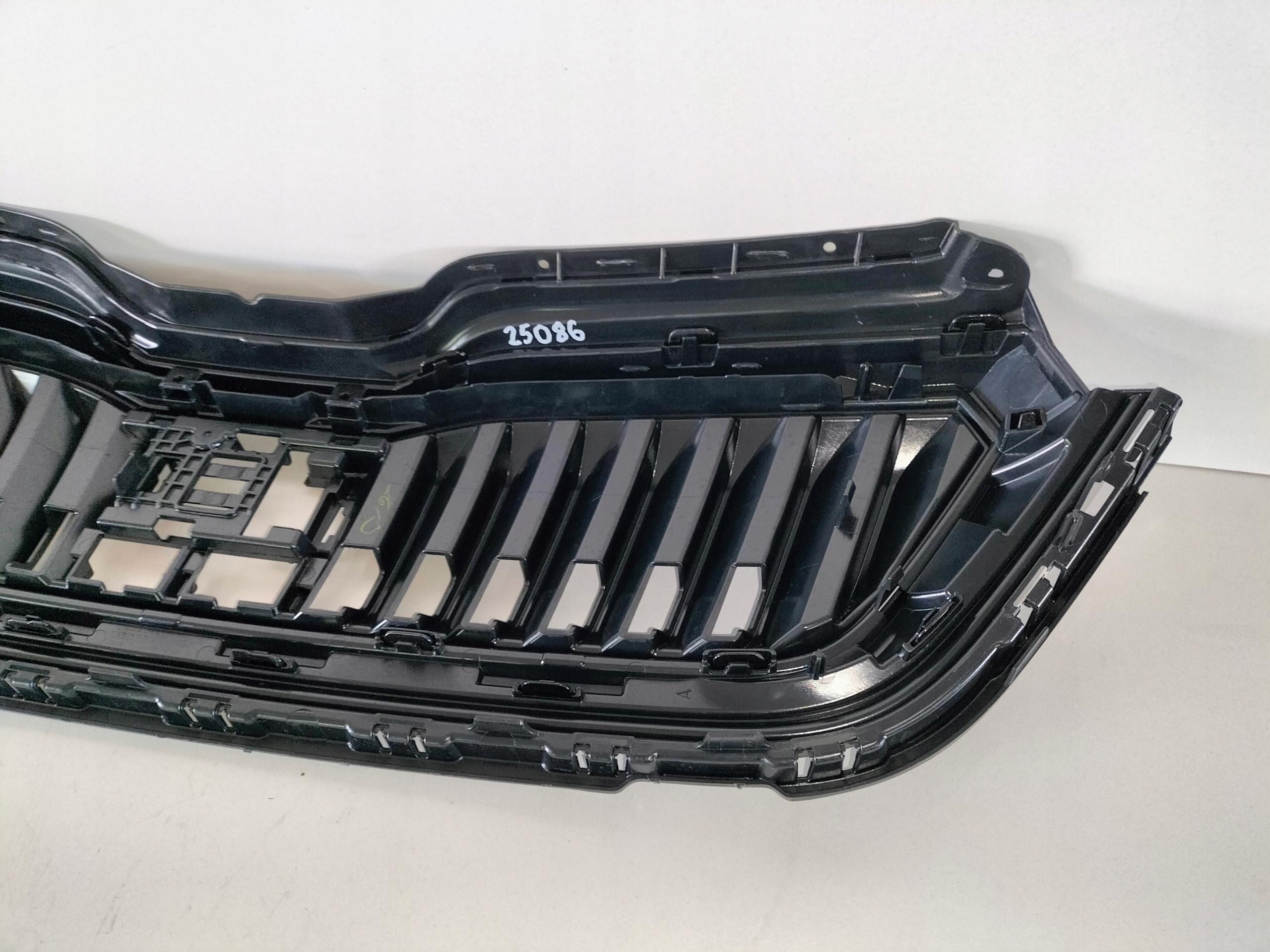 grille grid grill SKODA SCALA 19