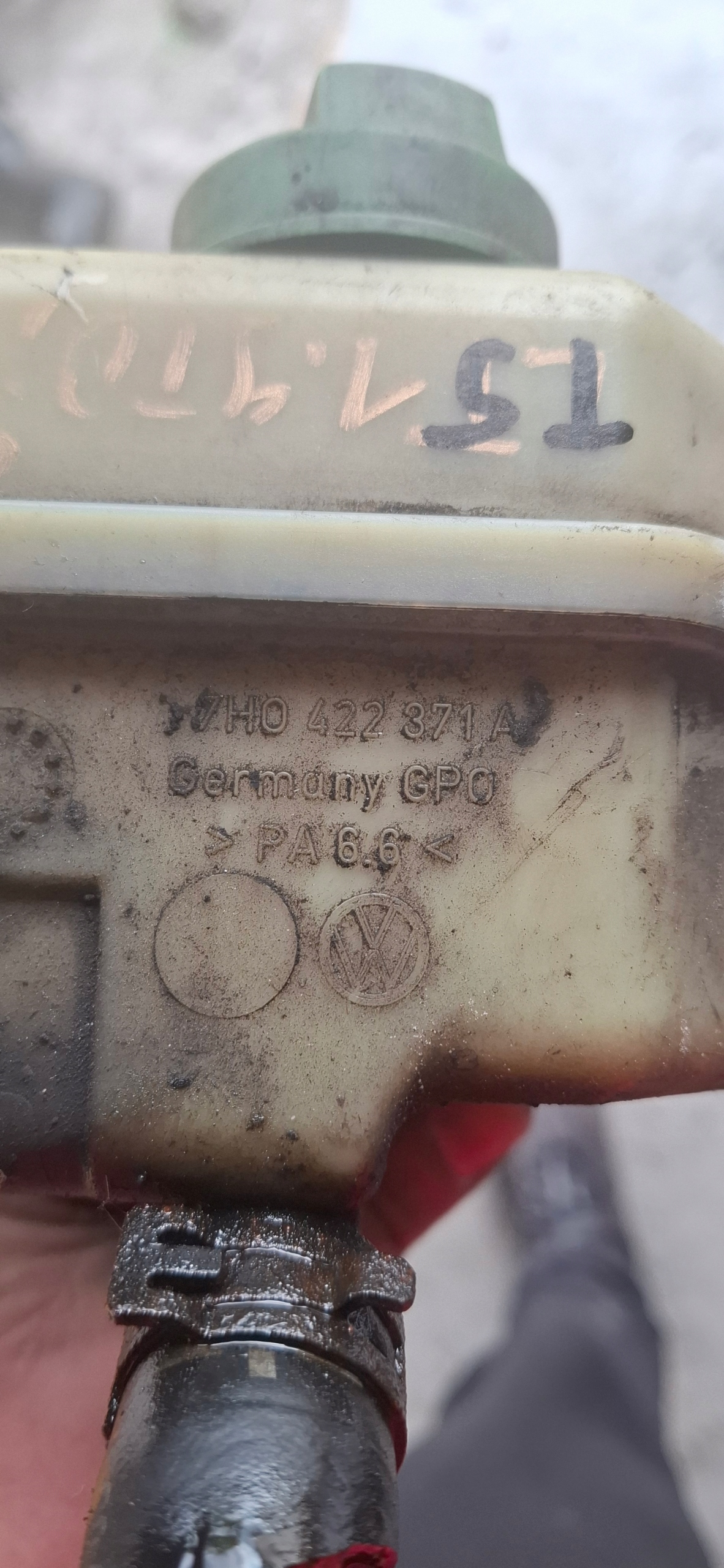 Servobehälter VW TRANSPORTER T5 1,9 TDI 7H0422371A 7H0422371